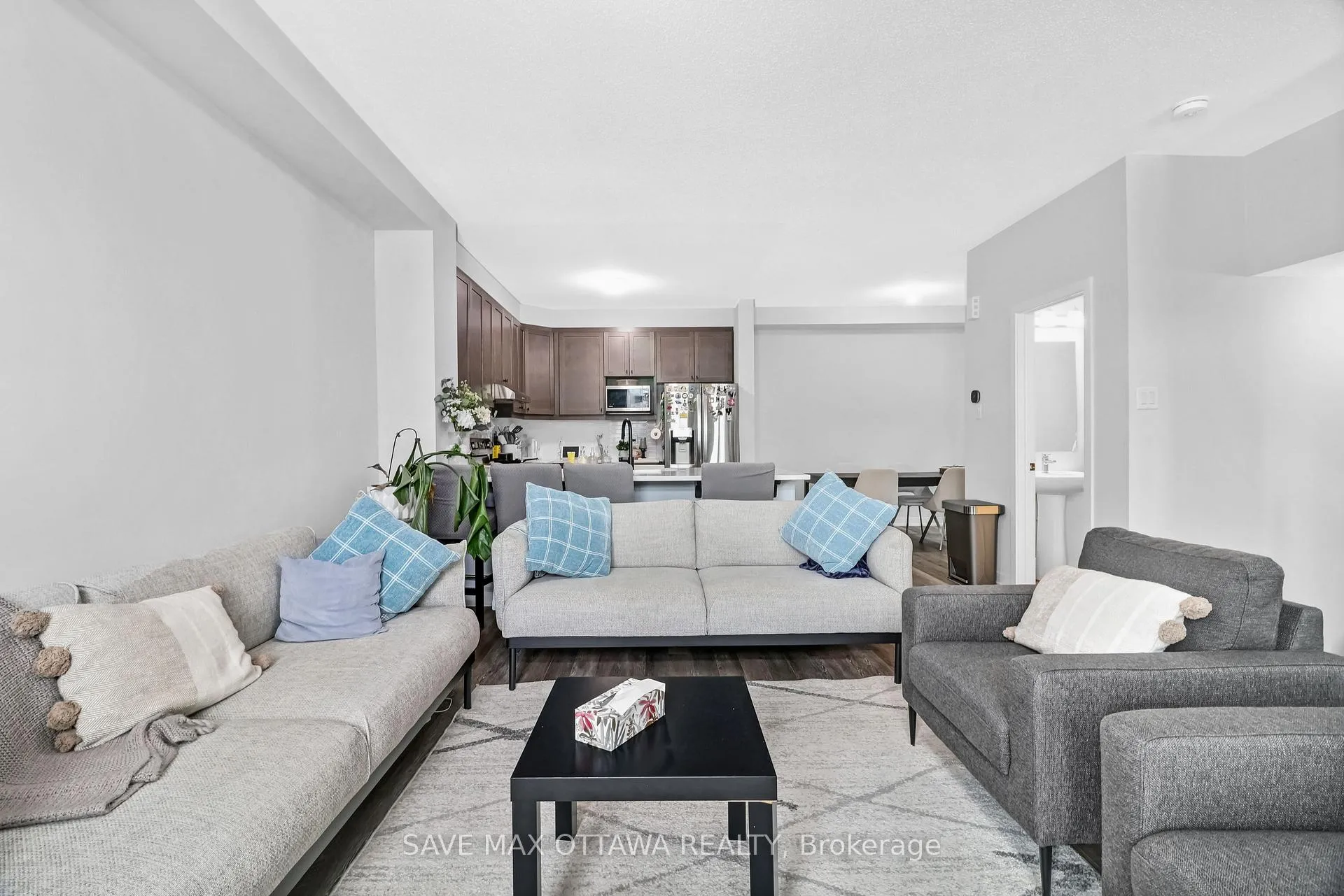 Photo 9 of 3009 Rhyolite Way, Ottawa, Barrhaven - Heritage Park — HOMEH