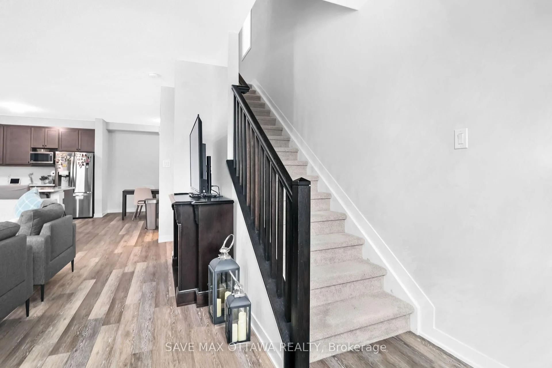Photo 19 of 3009 Rhyolite Way, Ottawa, Barrhaven - Heritage Park — HOMEH