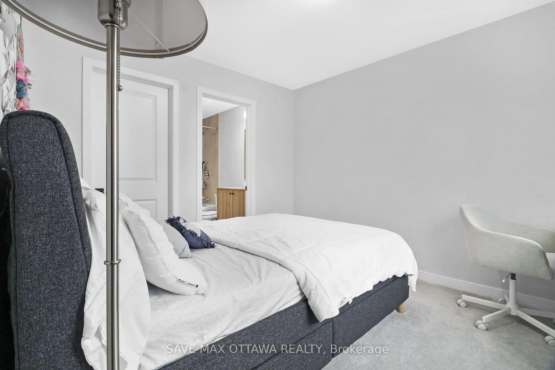 Photo 22 of 3009 Rhyolite Way, Ottawa, Barrhaven - Heritage Park — HOMEH