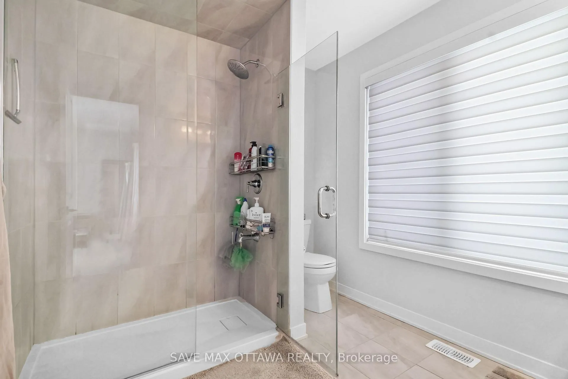 Photo 25 of 3009 Rhyolite Way, Ottawa, Barrhaven - Heritage Park — HOMEH