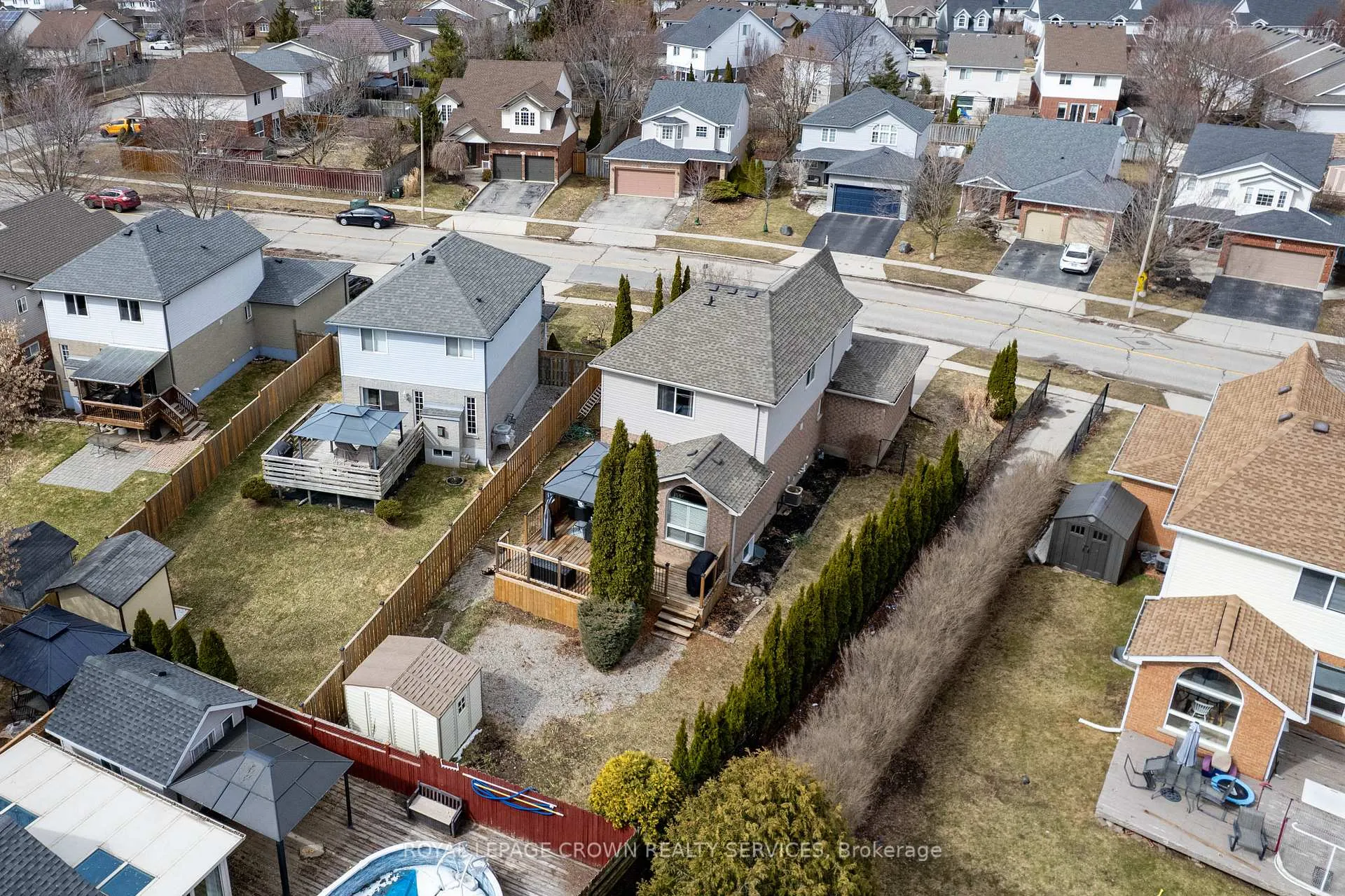 Photo 43 of 59 Kerwood Drive, Cambridge — HOMEH