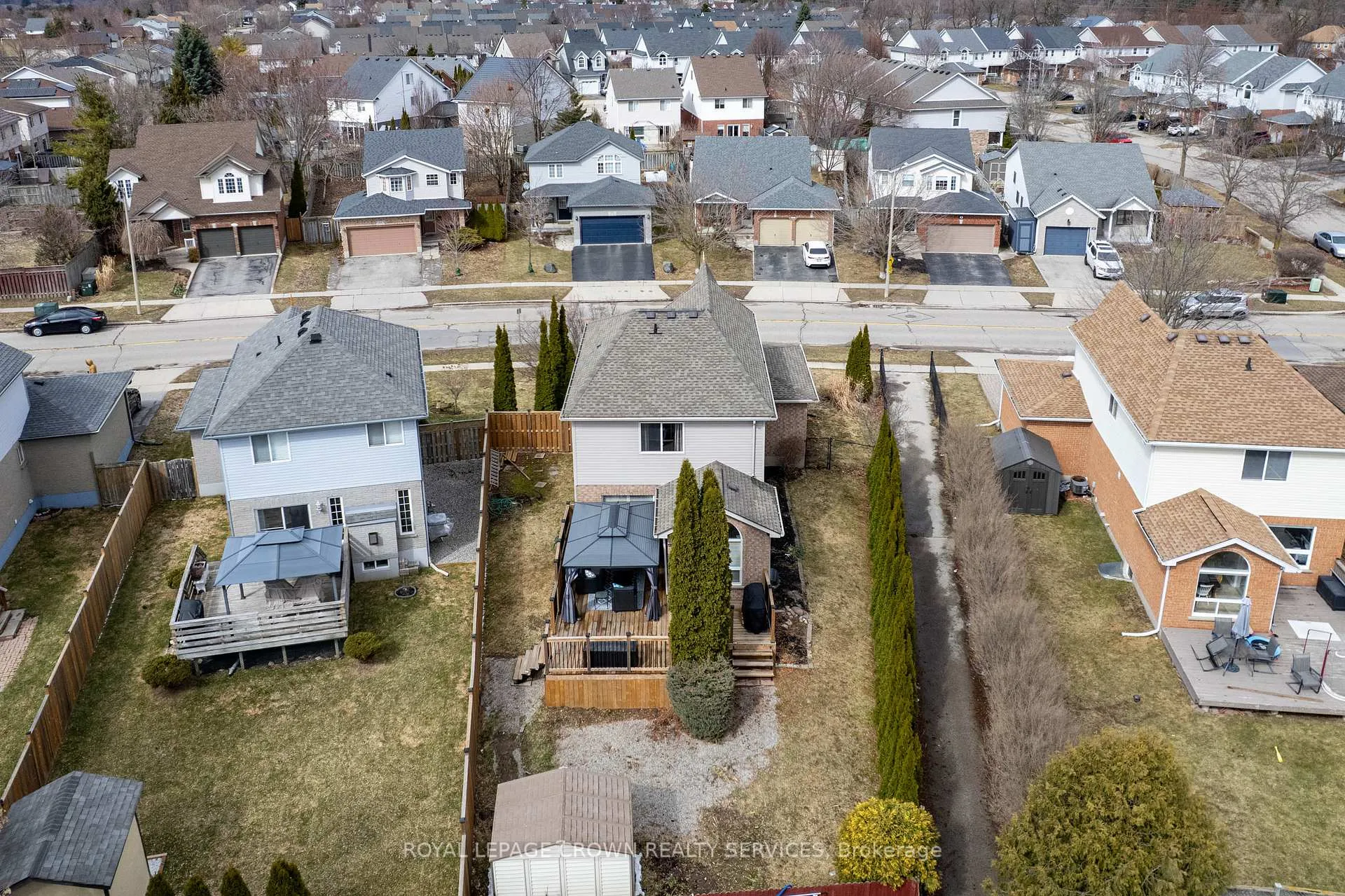 Photo 44 of 59 Kerwood Drive, Cambridge — HOMEH