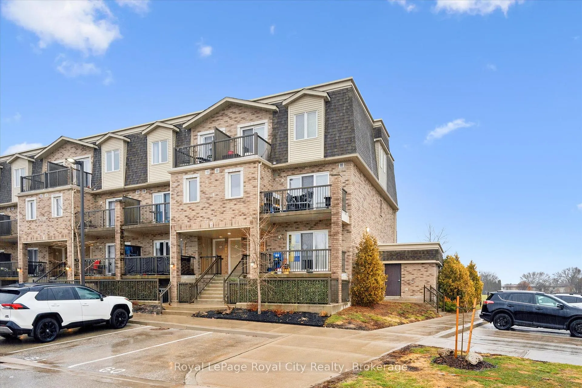 Front of Unit 85, 35 Mountford Drive