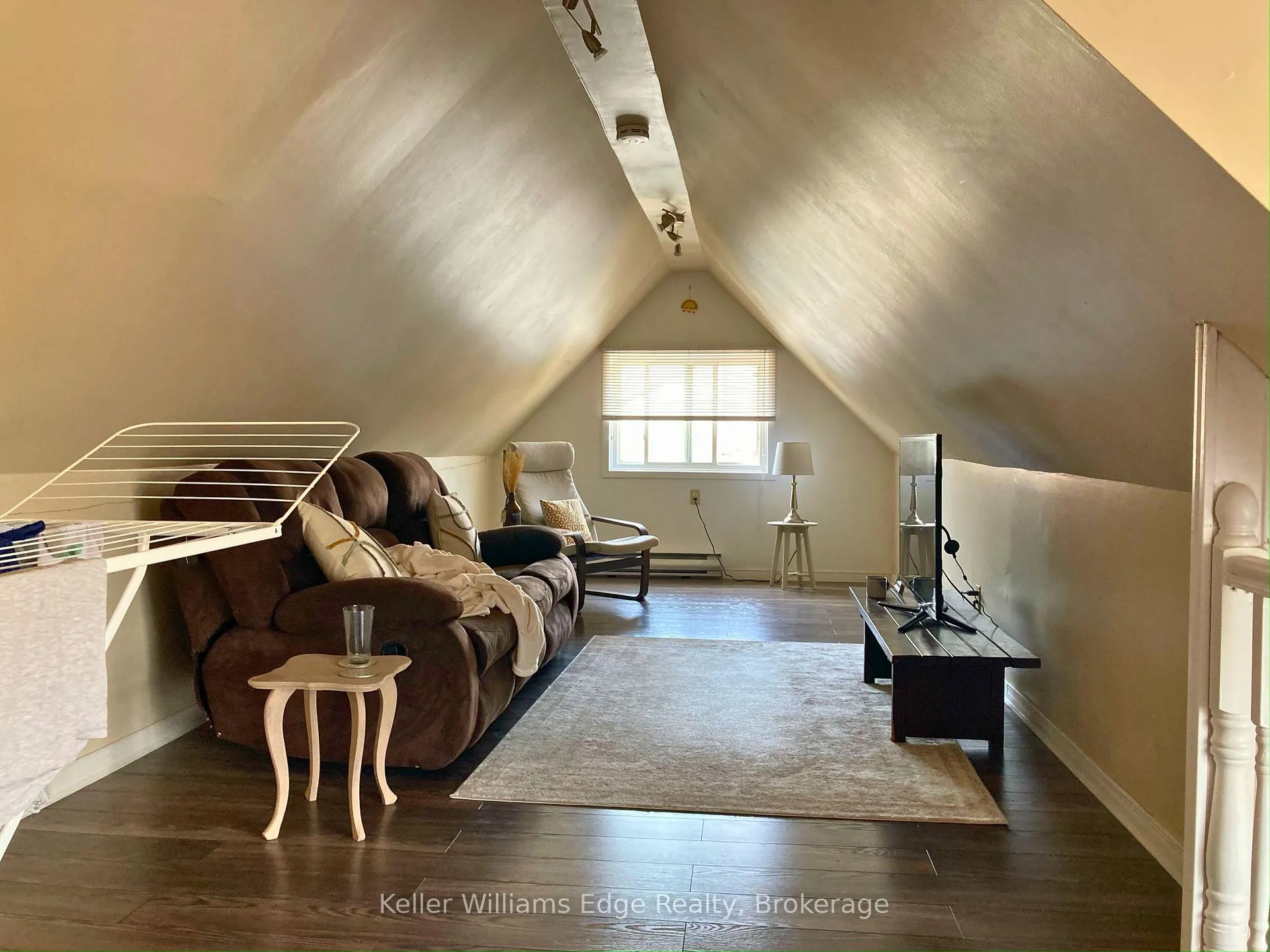 Photo 10 of Unit 2, 106 Peter Street, Hamilton, Strathcona — HOMEH