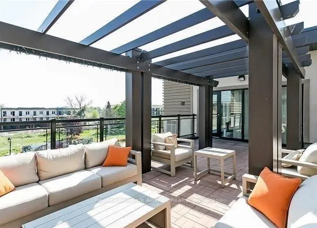 Photo 5 of Unit 115, 128 Garden Drive, Oakville, Central — HOMEH