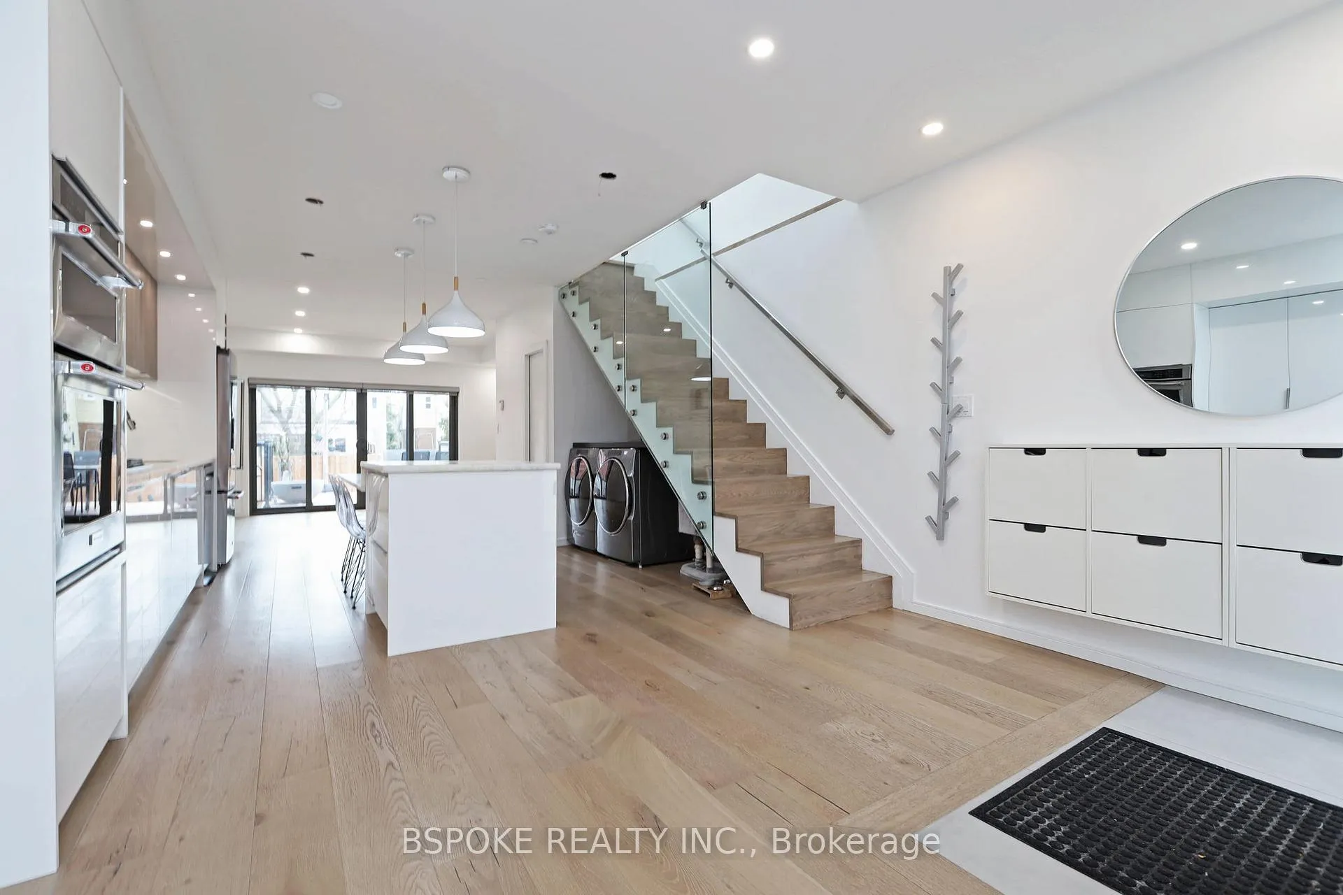 Photo 5 of Unit Main, 707 Mortimer Avenue, Toronto, Danforth Village-East York — HOMEH