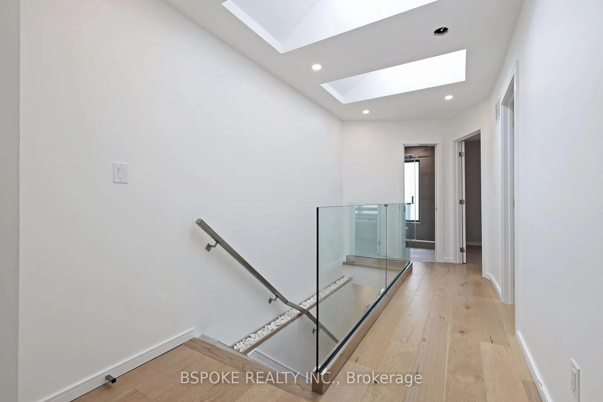 Photo 15 of Unit Main, 707 Mortimer Avenue, Toronto, Danforth Village-East York — HOMEH