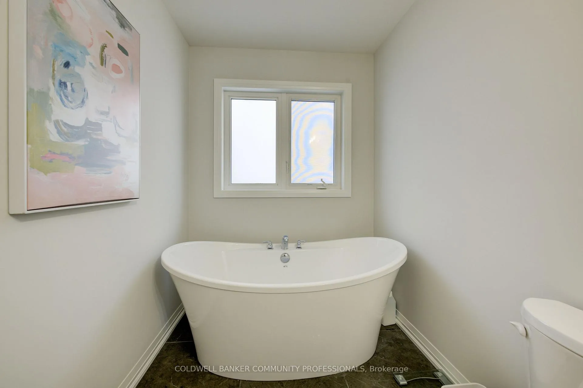 Photo 40 of 36 Alicia Crescent, Thorold, Hurricane/Merrittville — HOMEH