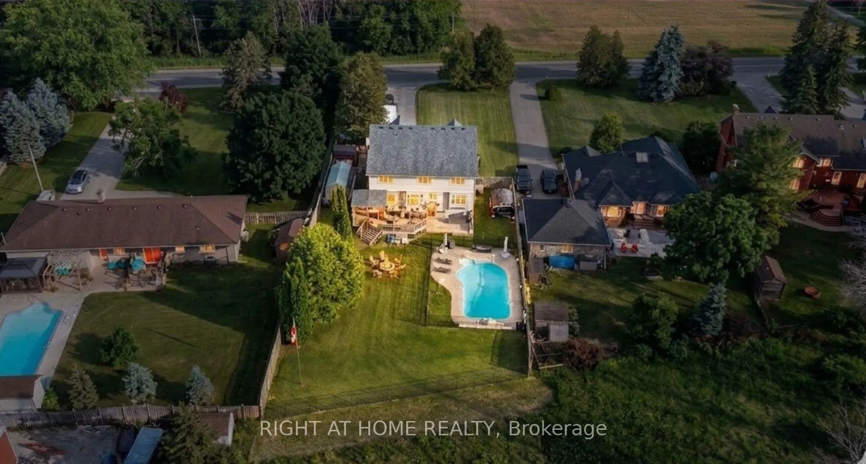Photo 46 of 1252 Shore Acres Drive, Innisfil, Gilford — HOMEH