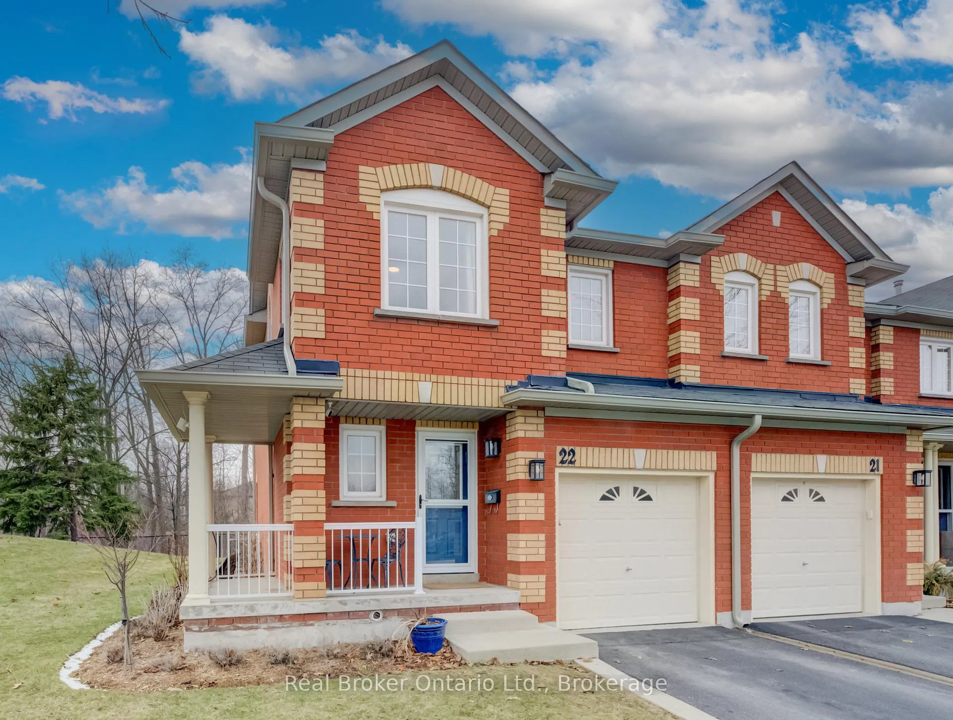 Photo 1 of Unit 22, 2022 Atkinson Drive, Burlington, Rose — HOMEH