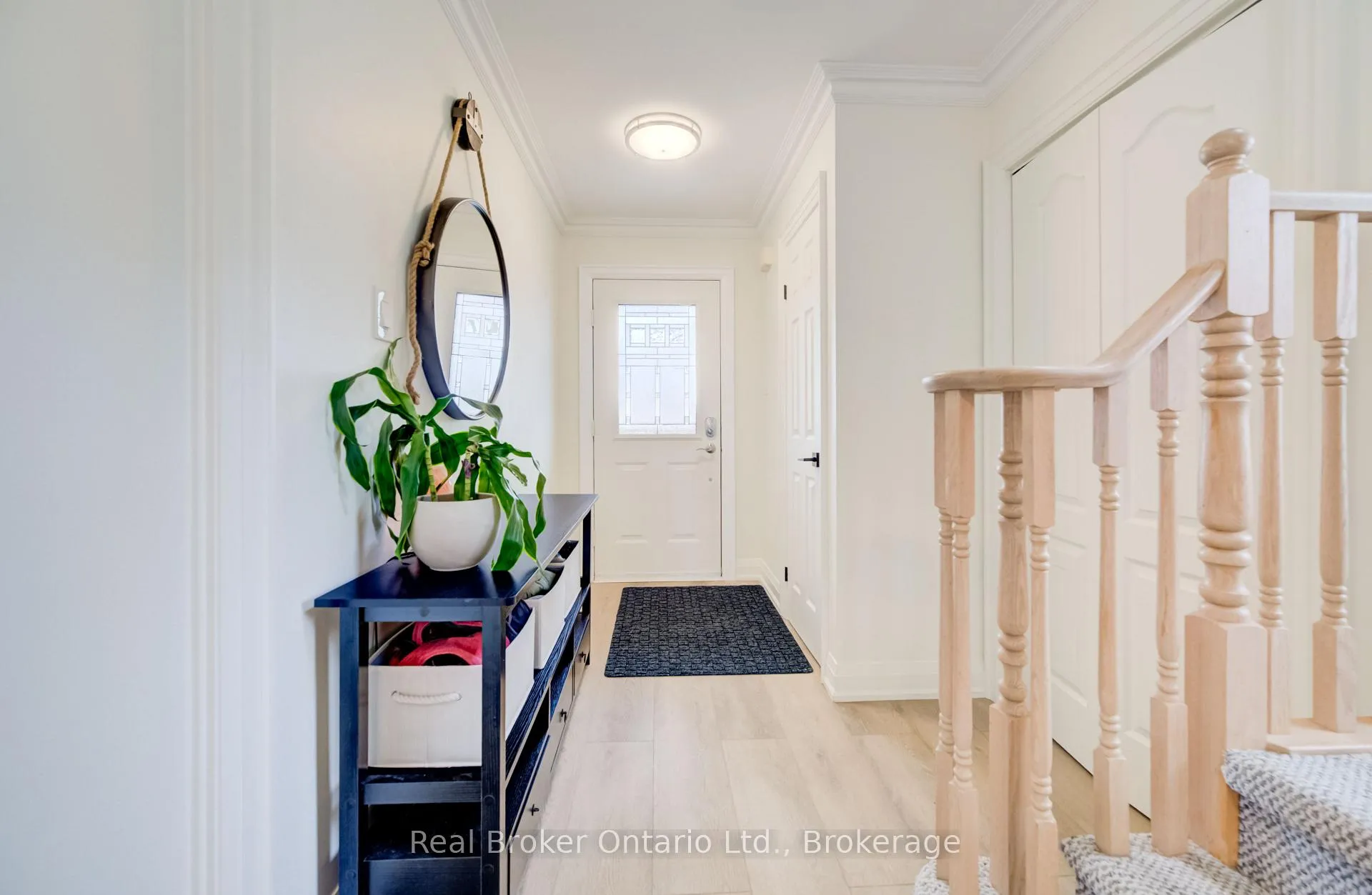 Photo 4 of Unit 22, 2022 Atkinson Drive, Burlington, Rose — HOMEH