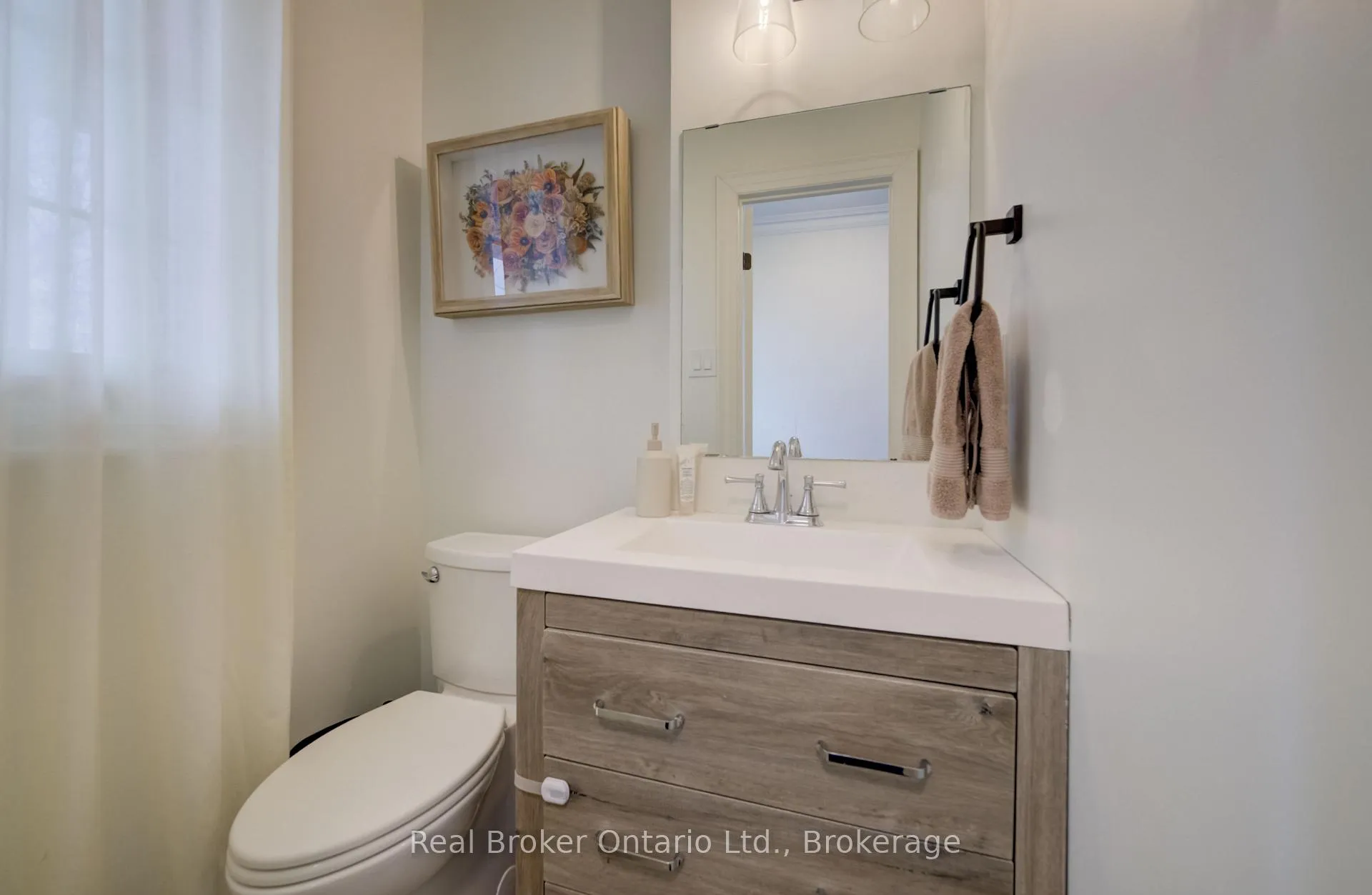 Photo 16 of Unit 22, 2022 Atkinson Drive, Burlington, Rose — HOMEH