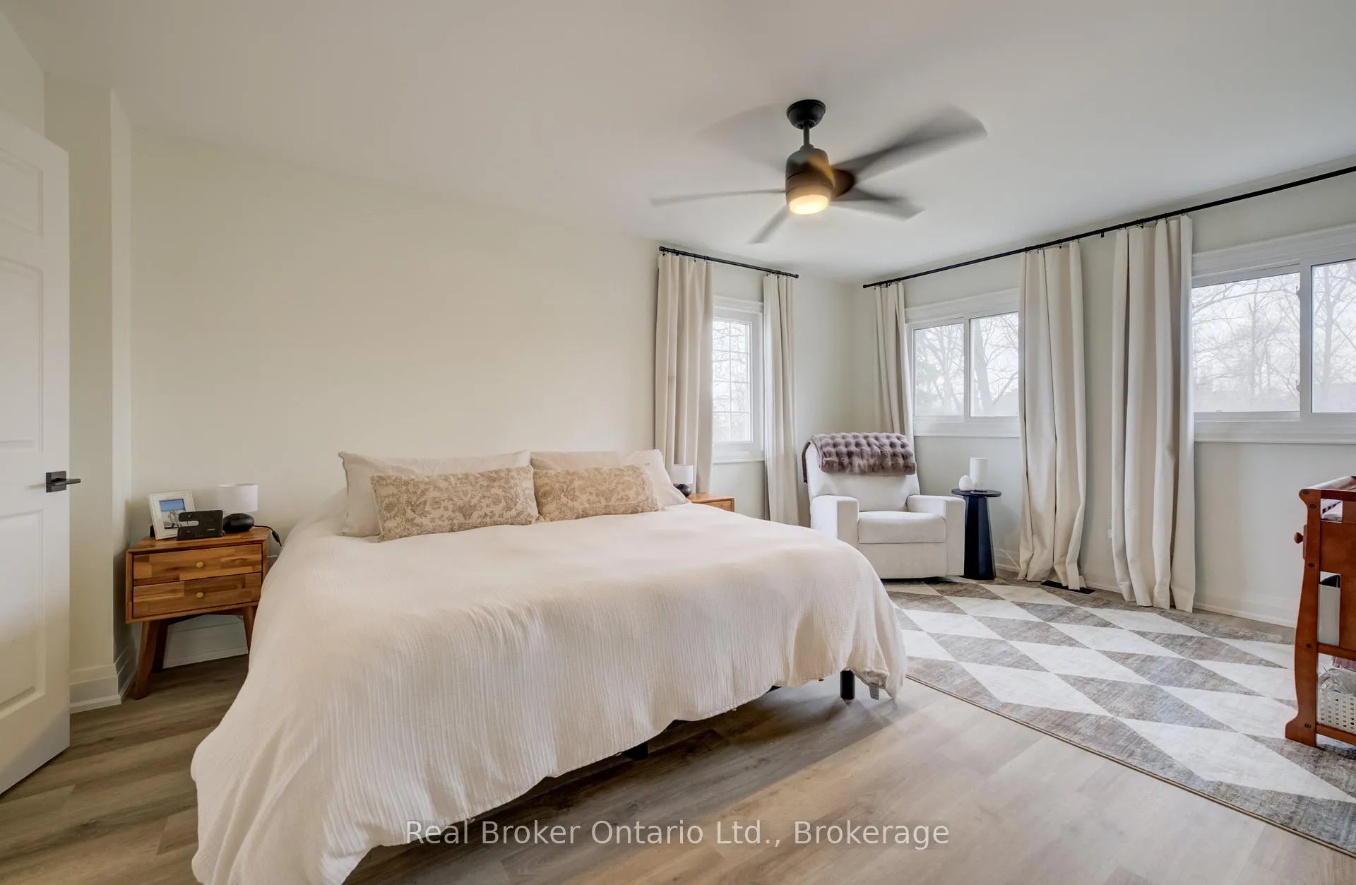Photo 20 of Unit 22, 2022 Atkinson Drive, Burlington, Rose — HOMEH