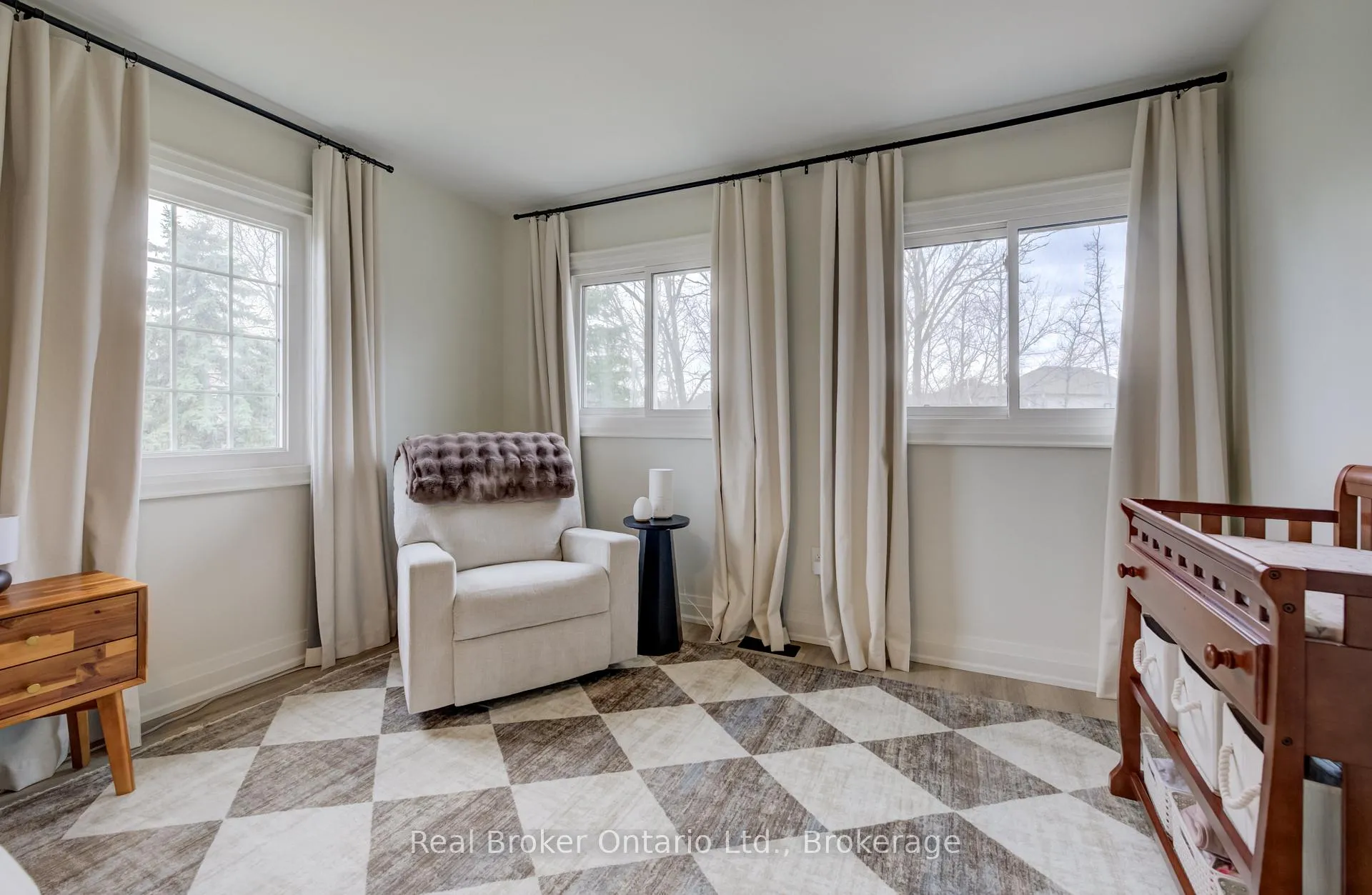 Photo 21 of Unit 22, 2022 Atkinson Drive, Burlington, Rose — HOMEH