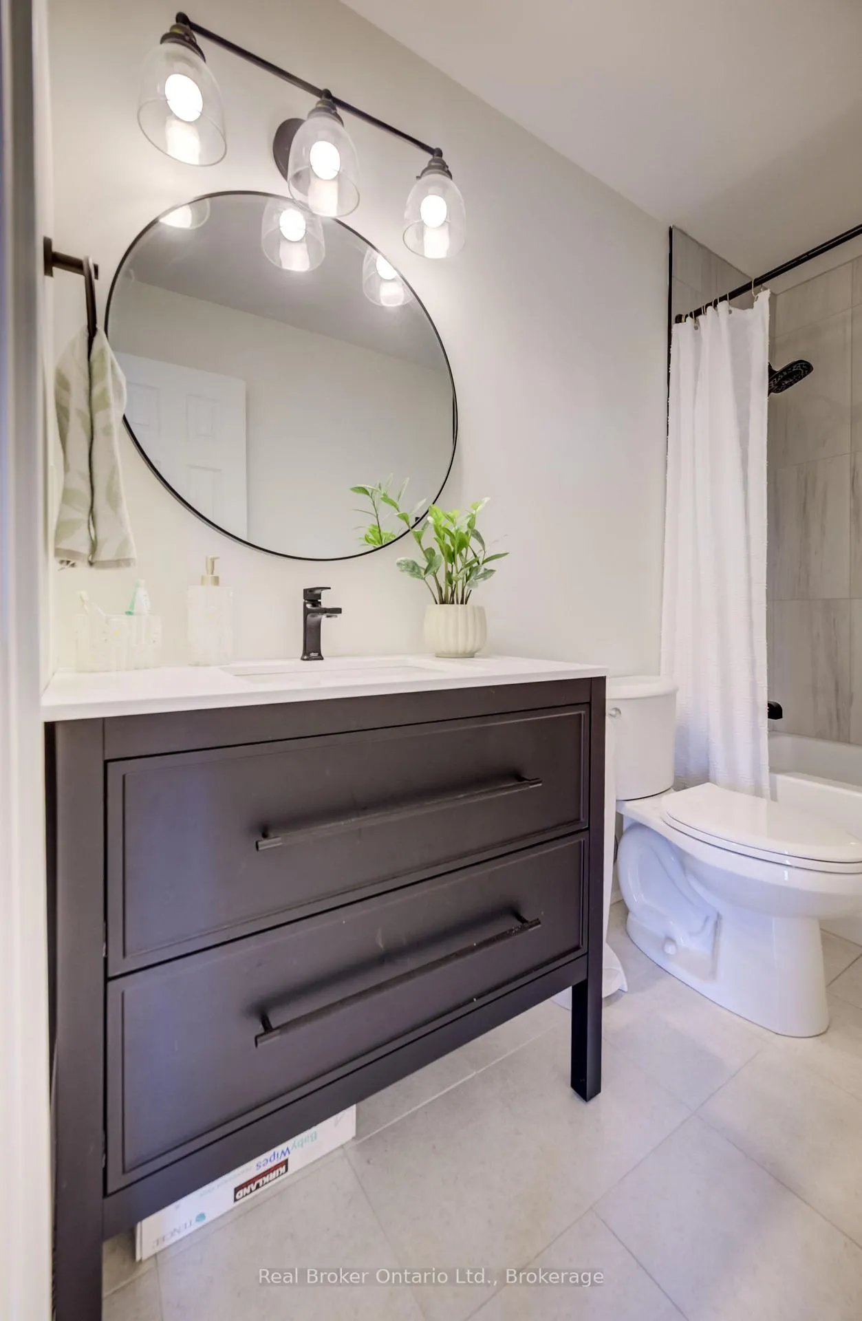 Photo 32 of Unit 22, 2022 Atkinson Drive, Burlington, Rose — HOMEH
