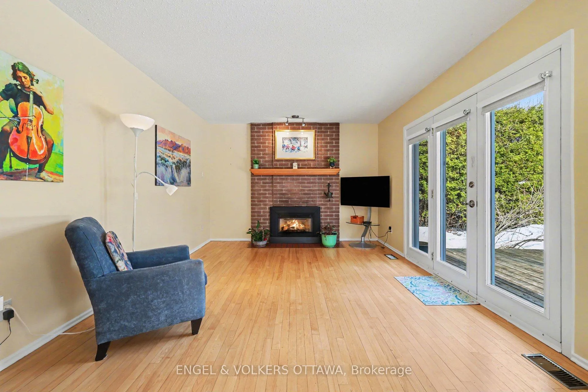 Photo 21 of 11 Glendenning Drive, Ottawa, Arlington Woods — HOMEH