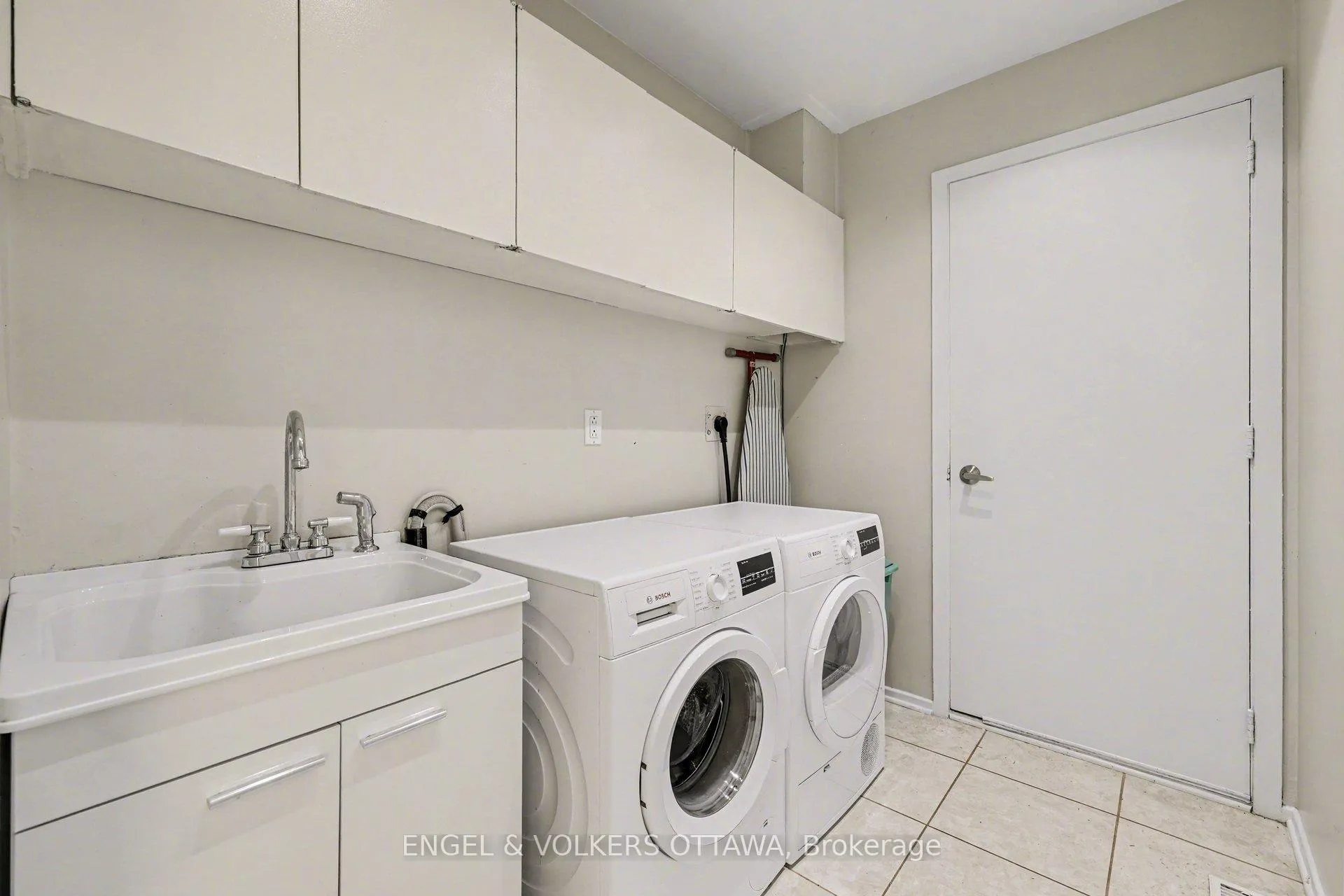 Photo 24 of 11 Glendenning Drive, Ottawa, Arlington Woods — HOMEH