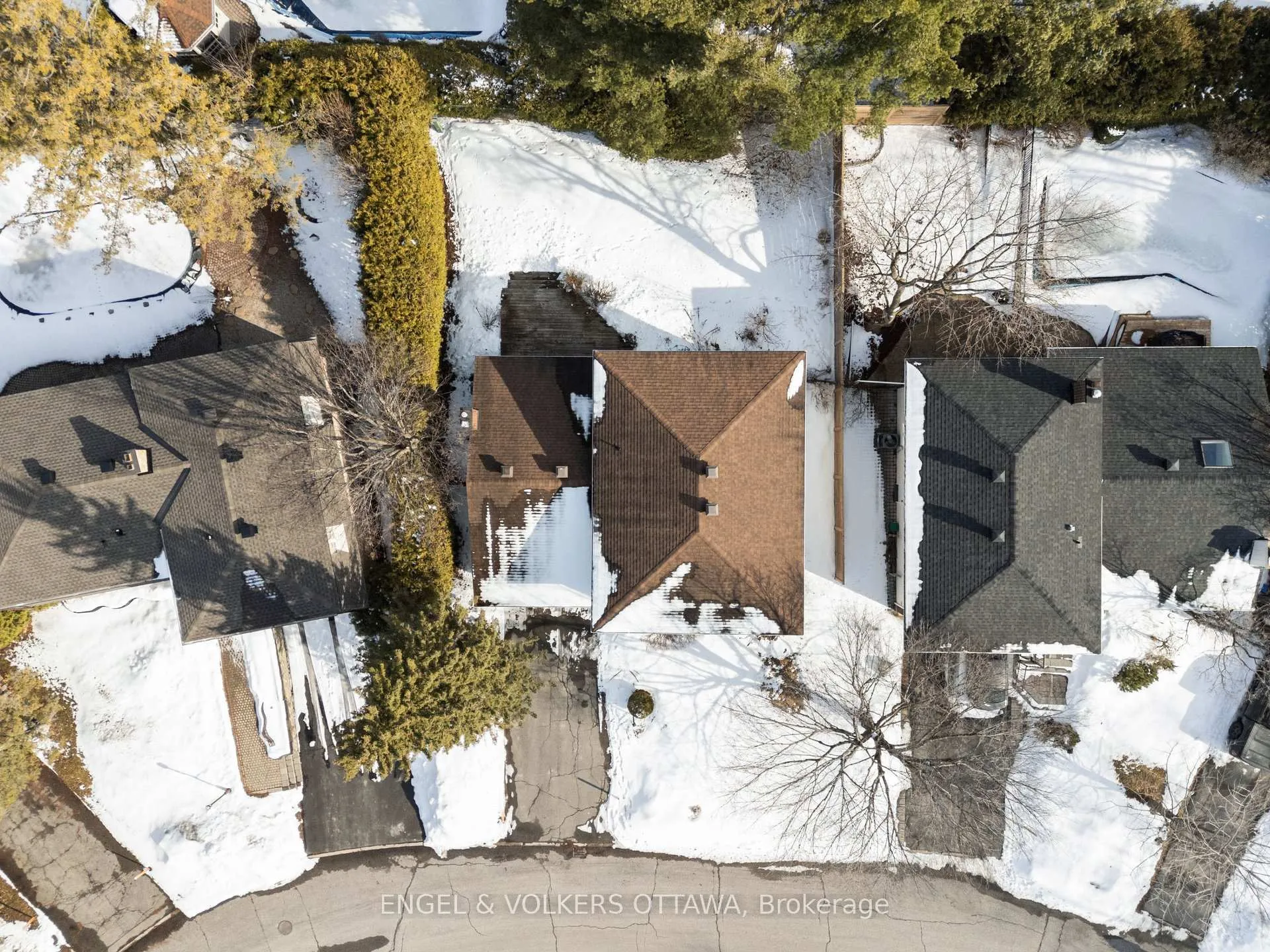 Photo 43 of 11 Glendenning Drive, Ottawa, Arlington Woods — HOMEH
