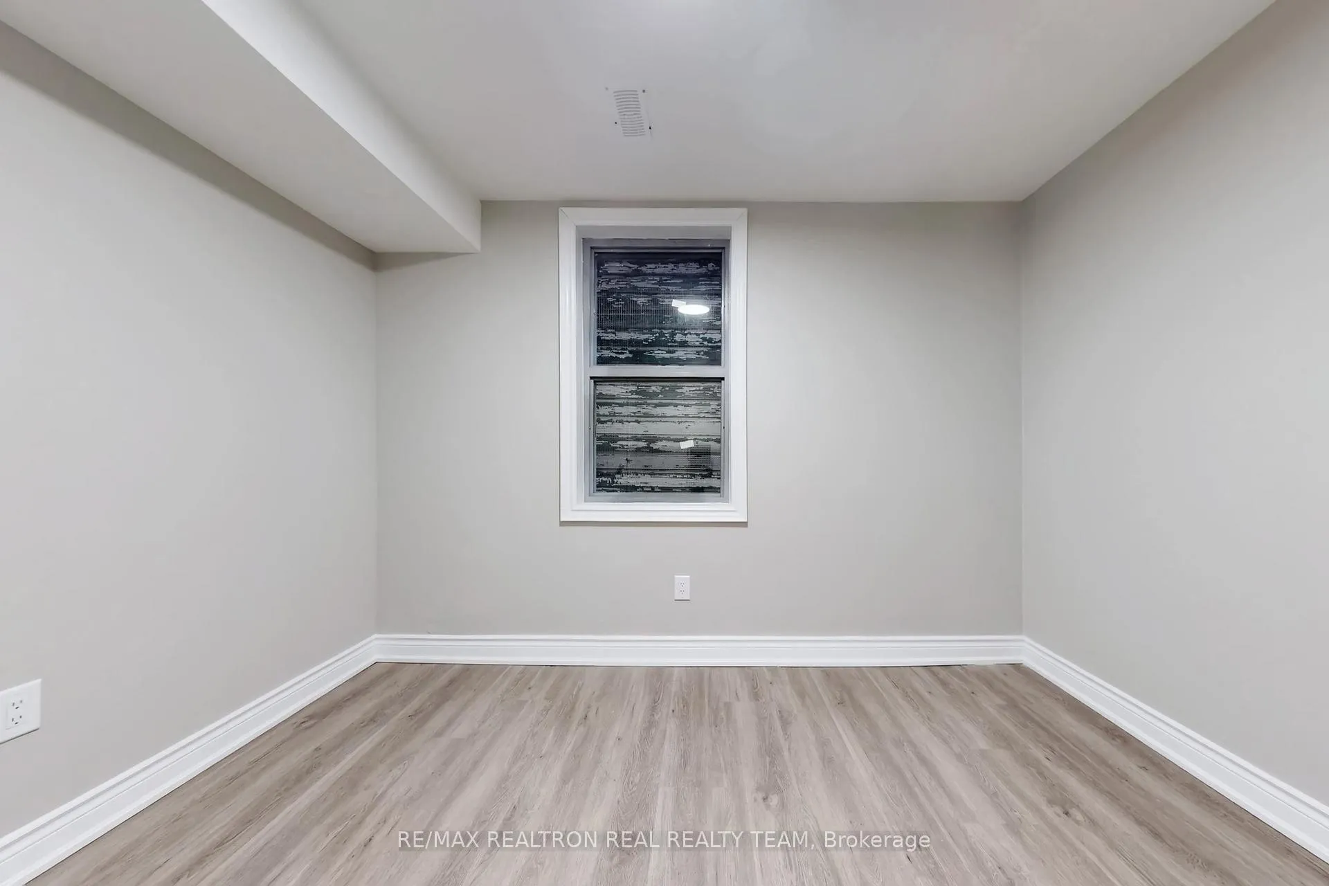 Photo 17 of Unit B2, 195 Balmoral Avenue N, Hamilton, Crown Point — HOMEH
