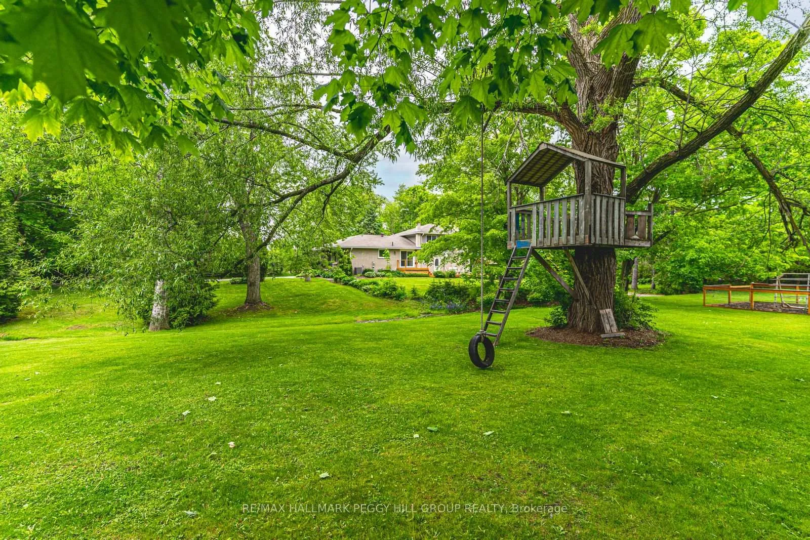 Photo 22 of 5853 Yonge Street, Innisfil, Rural Innisfil — HOMEH