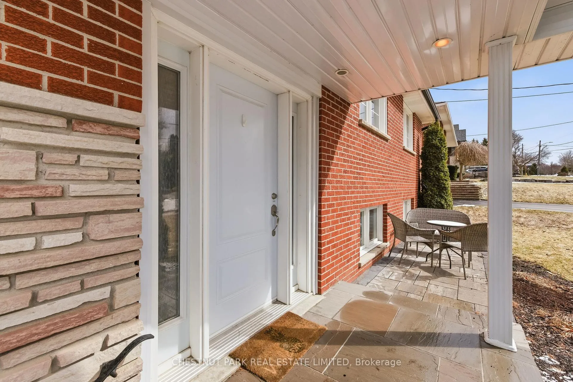 Photo 3 of 11 Joseph Street, Uxbridge — HOMEH