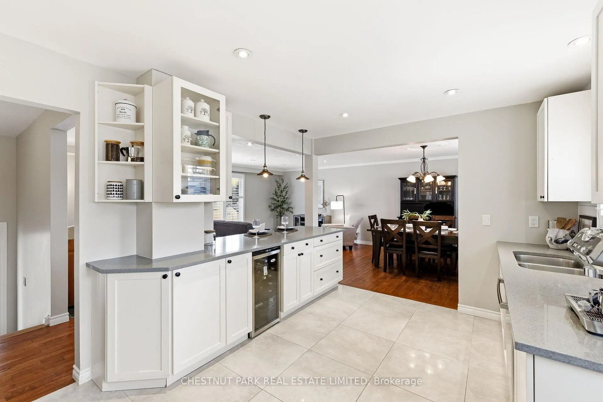 Photo 8 of 11 Joseph Street, Uxbridge — HOMEH