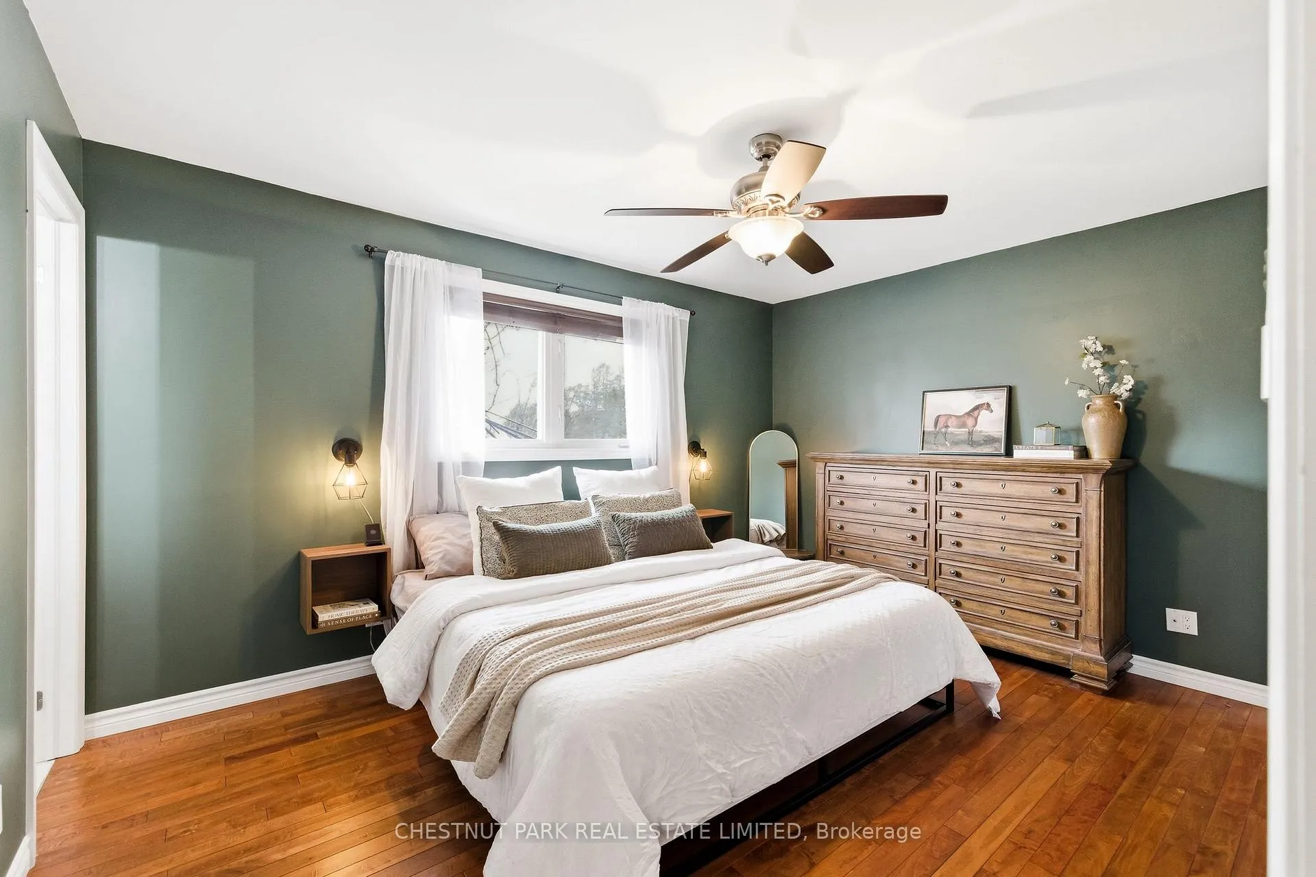 Photo 21 of 11 Joseph Street, Uxbridge — HOMEH