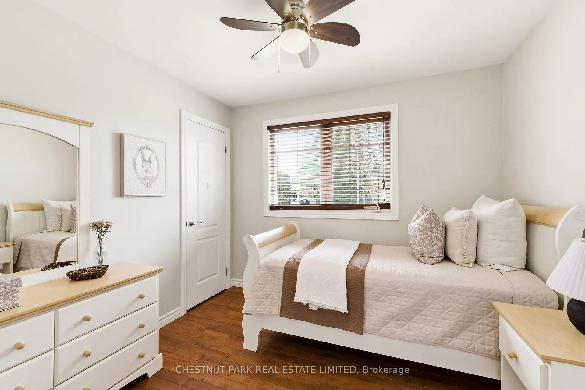 Photo 25 of 11 Joseph Street, Uxbridge — HOMEH