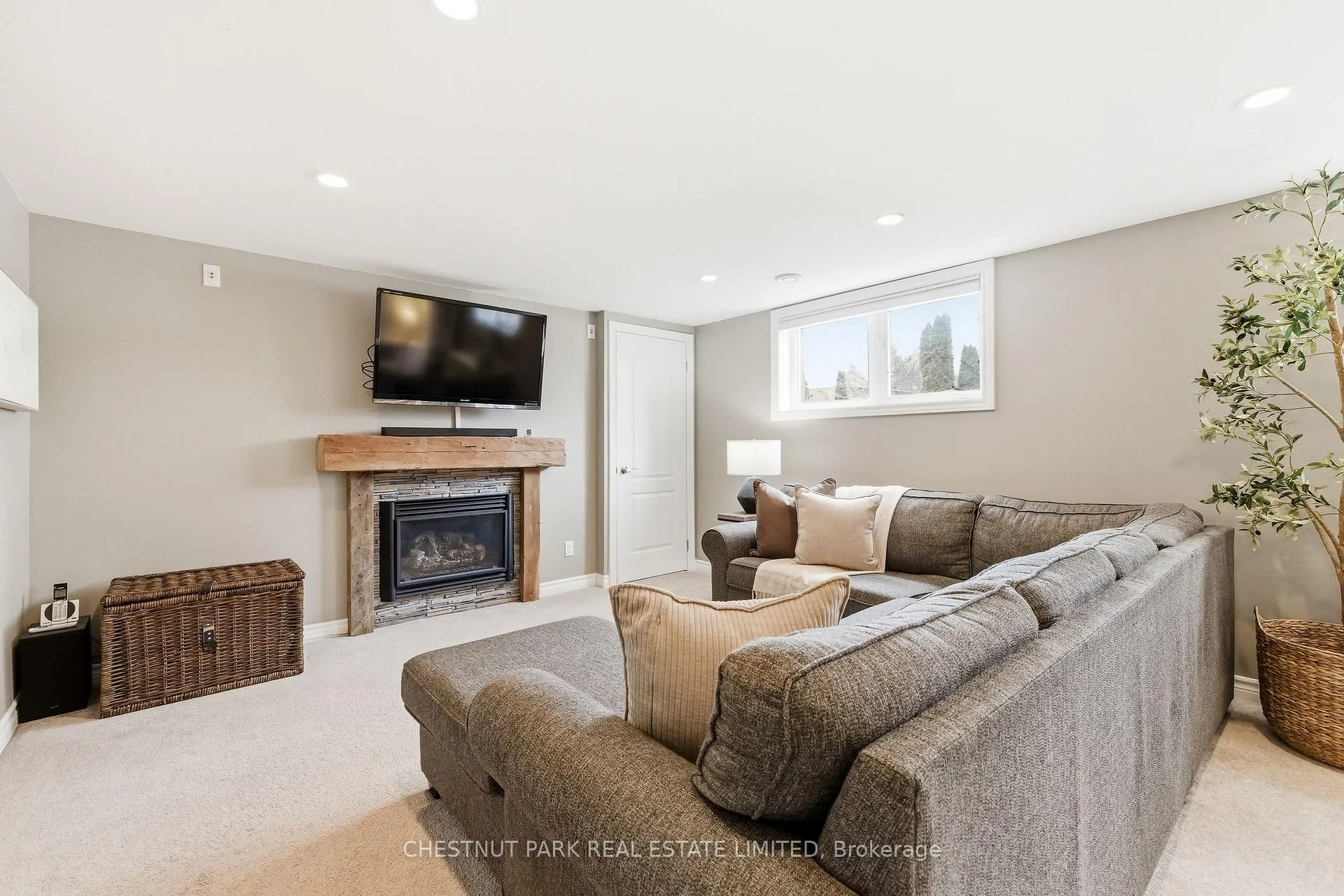 Photo 29 of 11 Joseph Street, Uxbridge — HOMEH