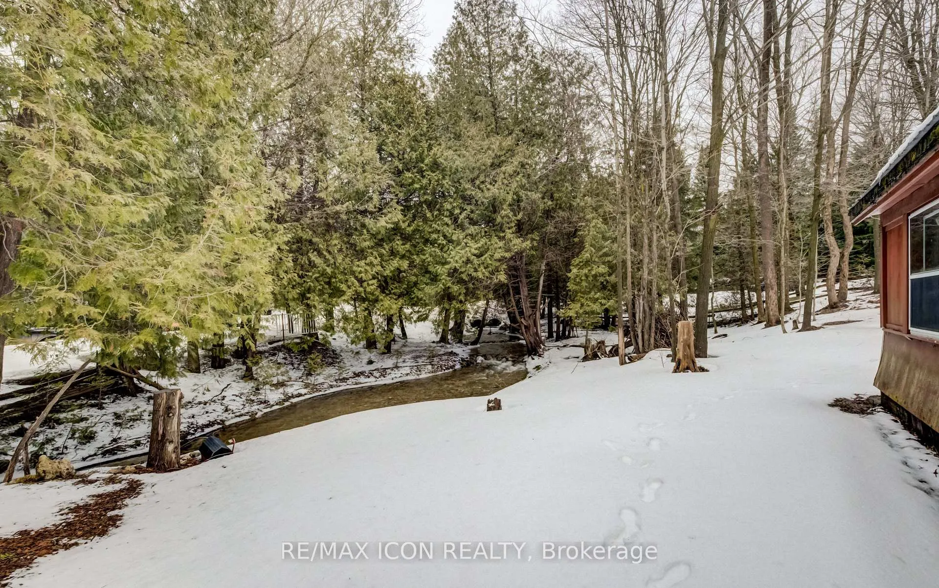 Photo 4 of 263074 Wilder Lake Road, Southgate — HOMEH