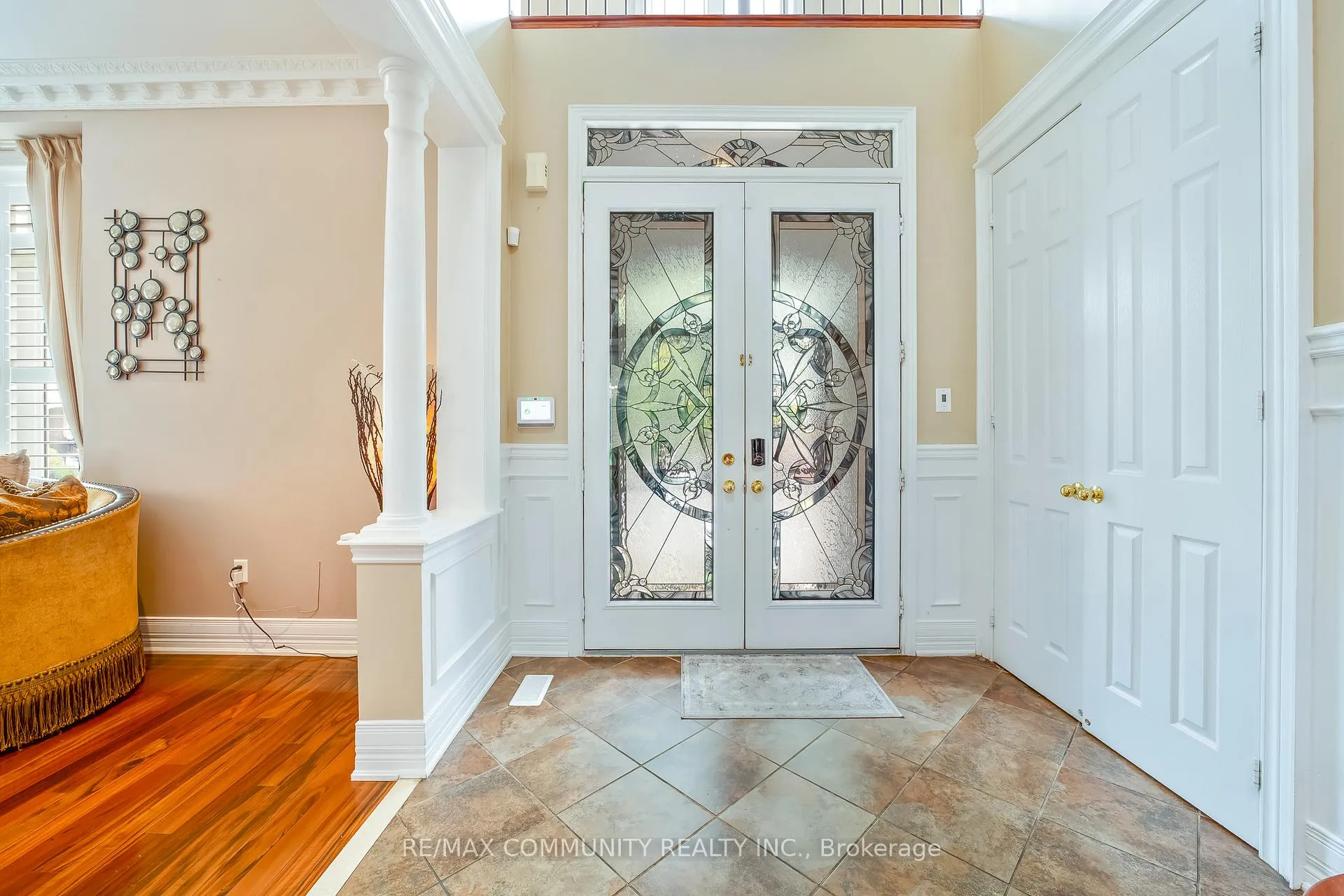 Photo 6 of 2 Dolby Crescent, Ajax, Northeast Ajax — HOMEH