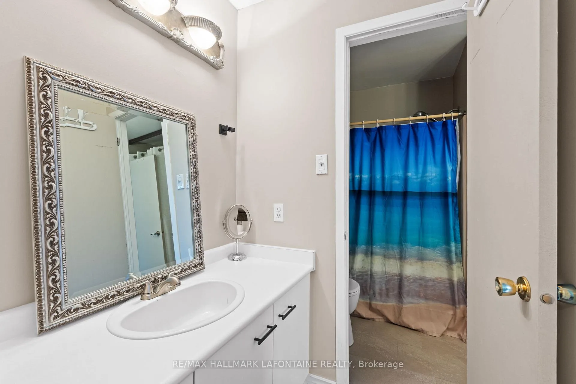 Photo 23 of 1802 Turnberry Road, Ottawa, Queenswood Heights South — HOMEH