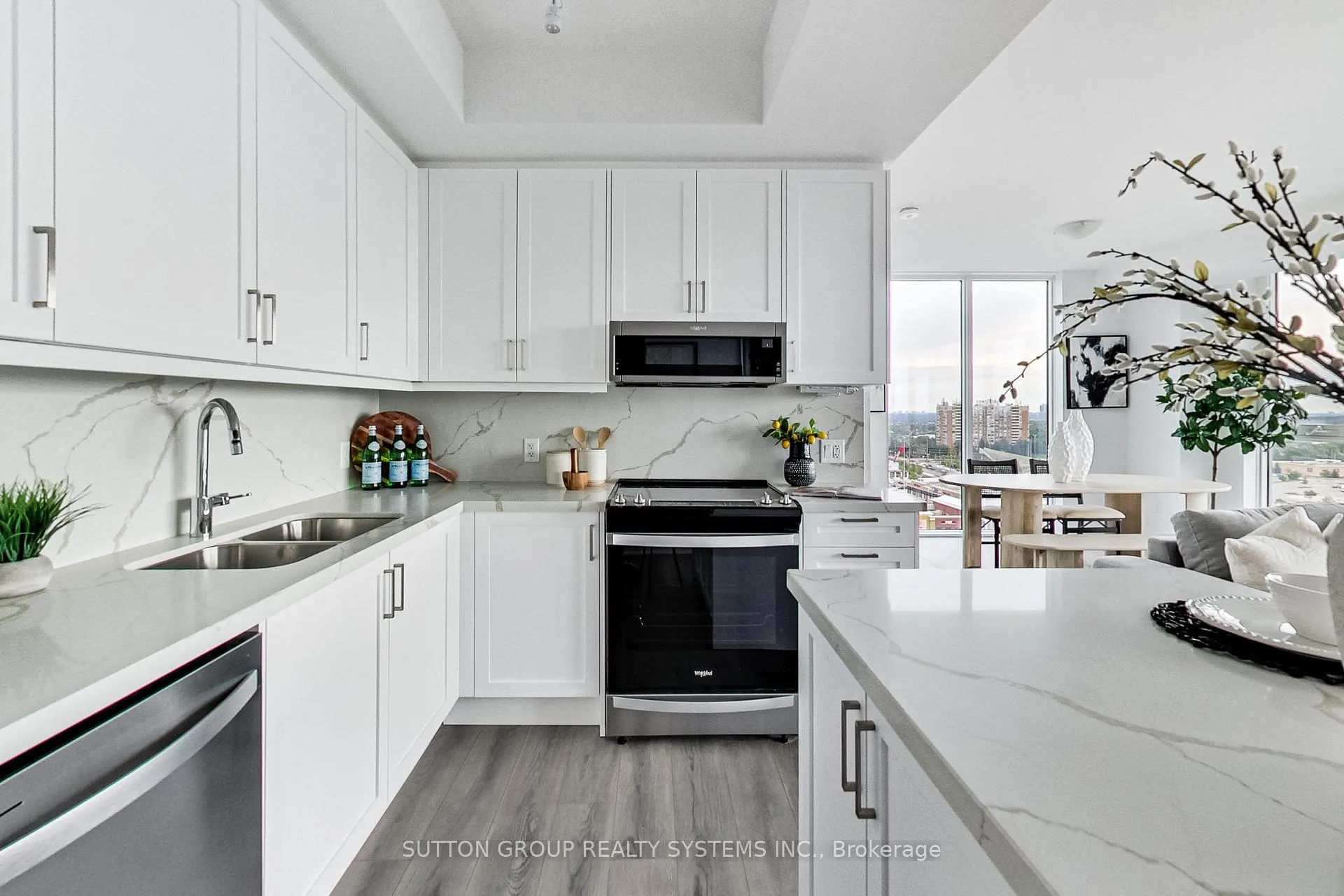 Photo 11 of Unit 1503, 20 Gatineau Drive, Vaughan, Beverley Glen — HOMEH