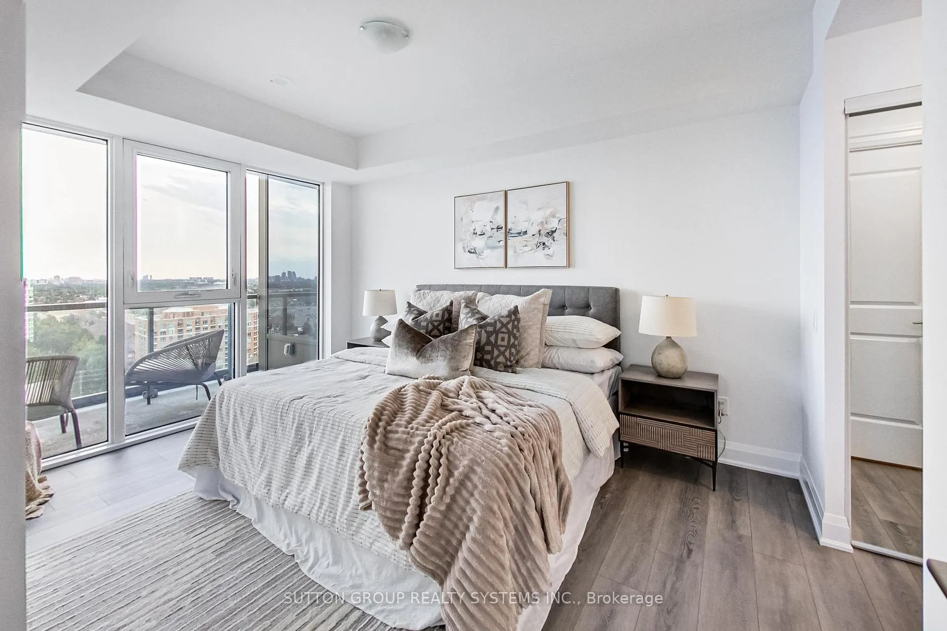 Photo 13 of Unit 1503, 20 Gatineau Drive, Vaughan, Beverley Glen — HOMEH