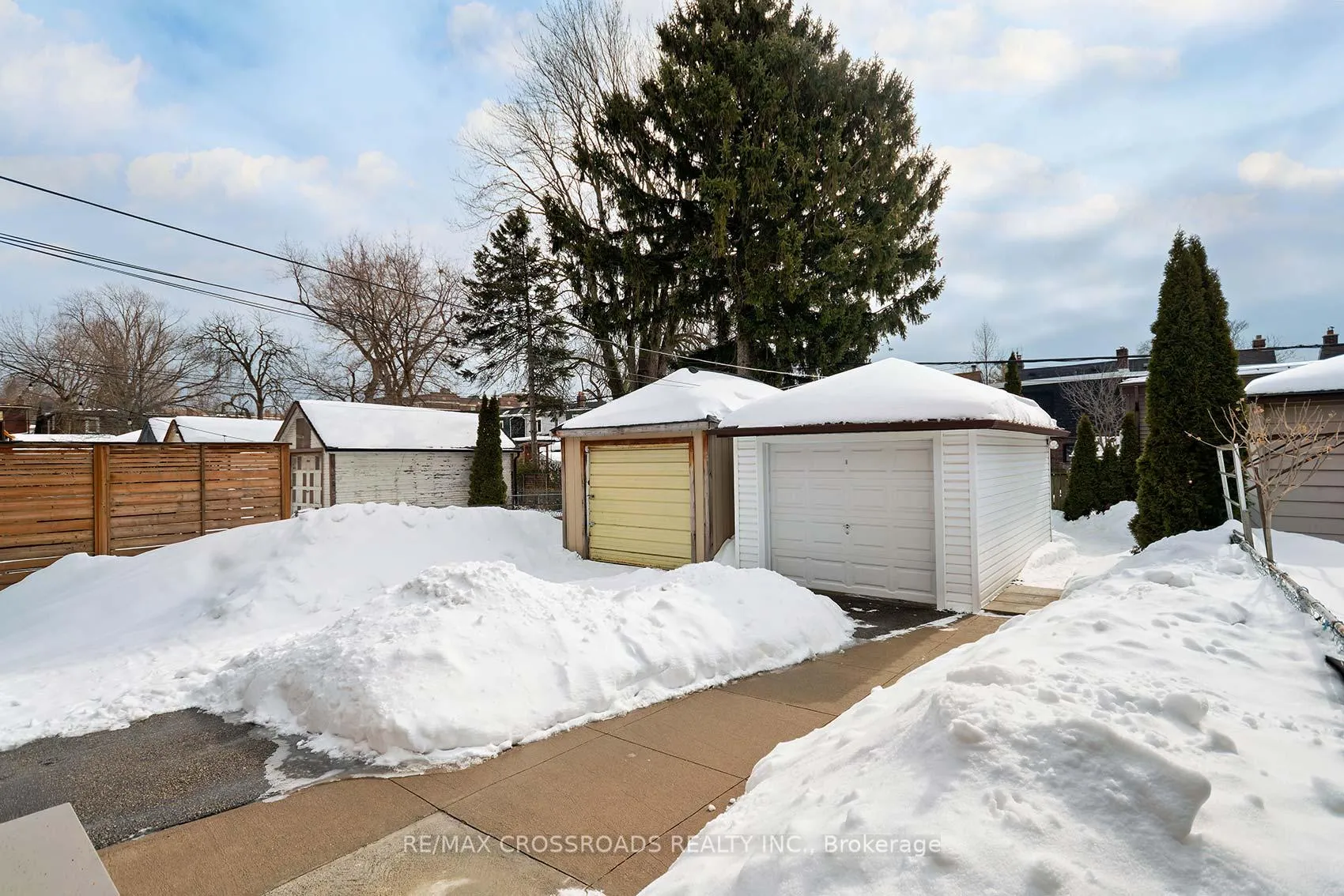 Photo 38 of 463 Milverton Boulevard, Toronto, Danforth — HOMEH