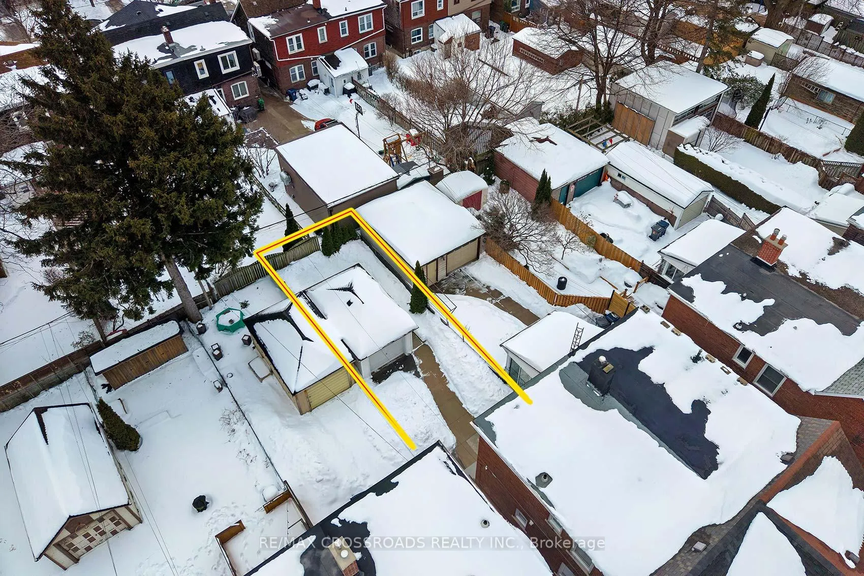Photo 39 of 463 Milverton Boulevard, Toronto, Danforth — HOMEH