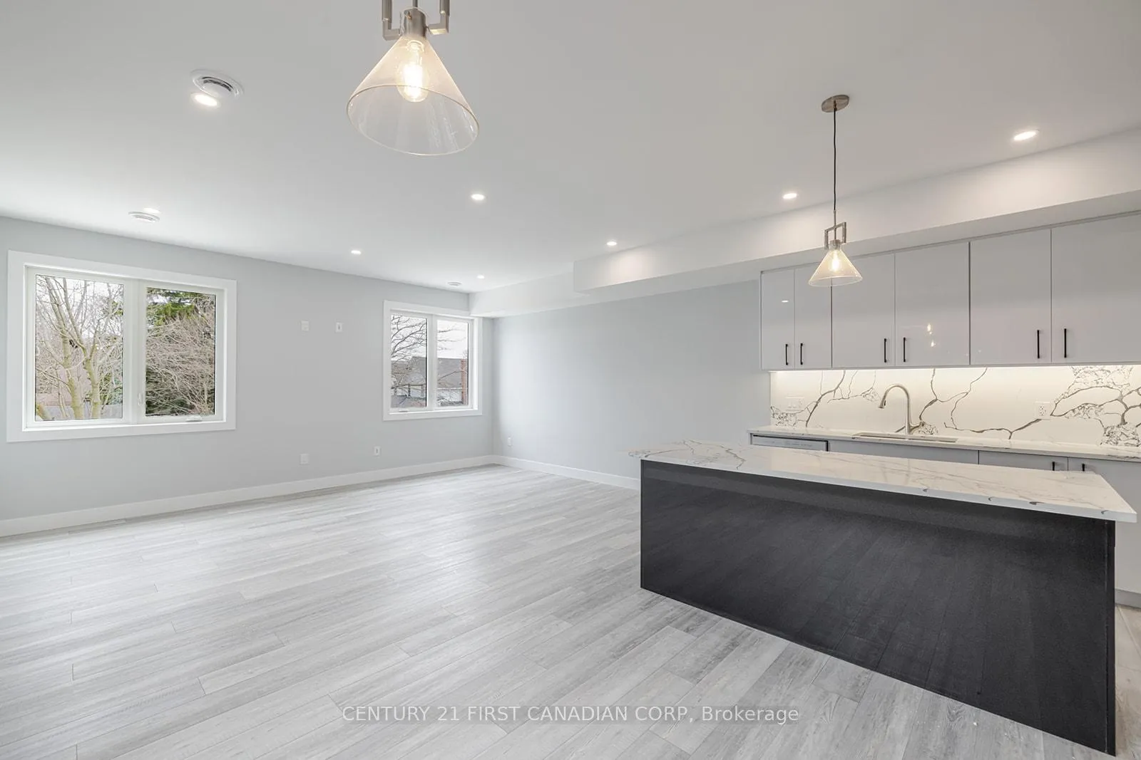 Photo 6 of 109 Ross Street, St. Thomas — HOMEH