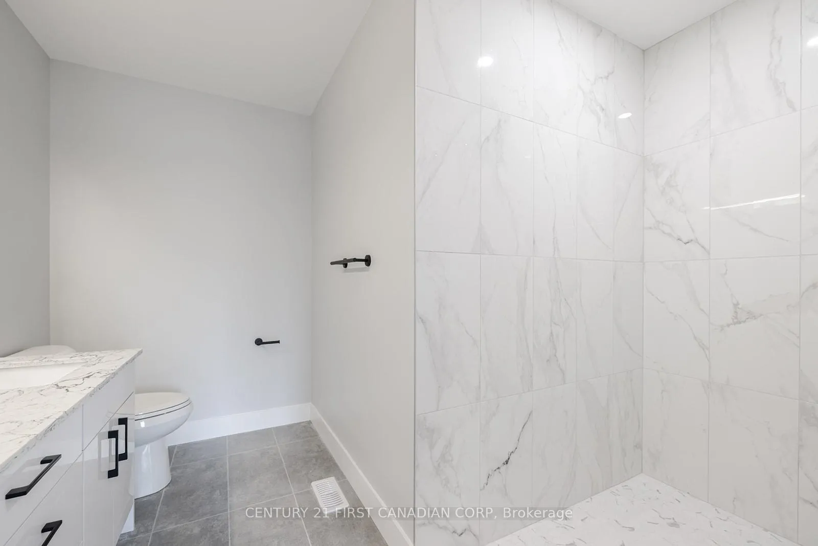 Photo 9 of 109 Ross Street, St. Thomas — HOMEH