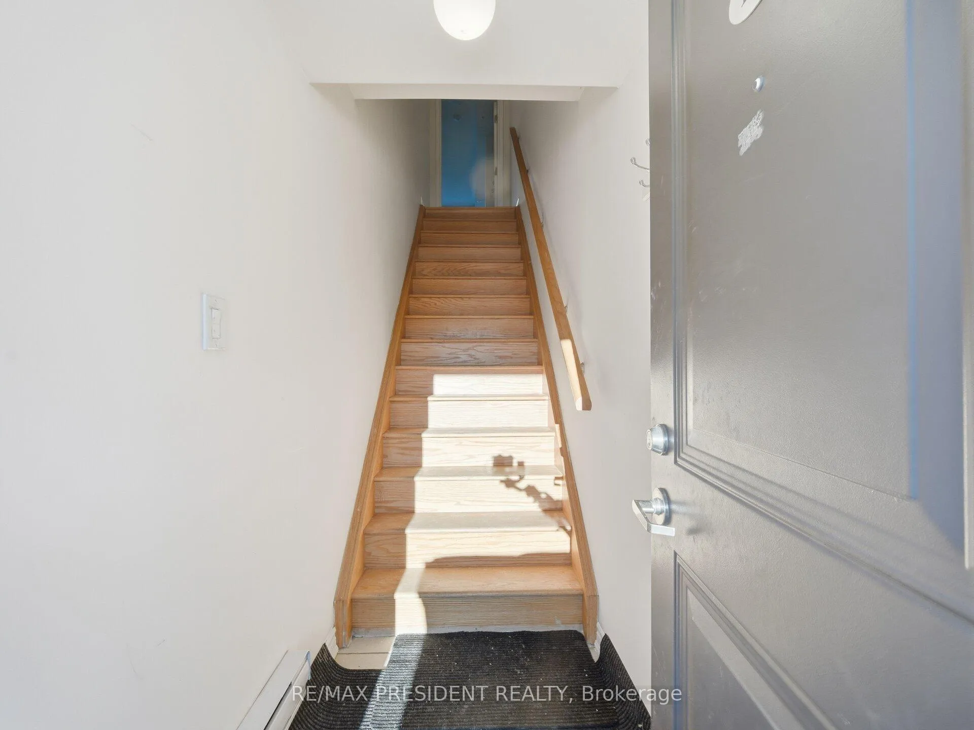 Photo 3 of Unit 174, 200 Veterans Drive, Brampton, Northwest Brampton — HOMEH