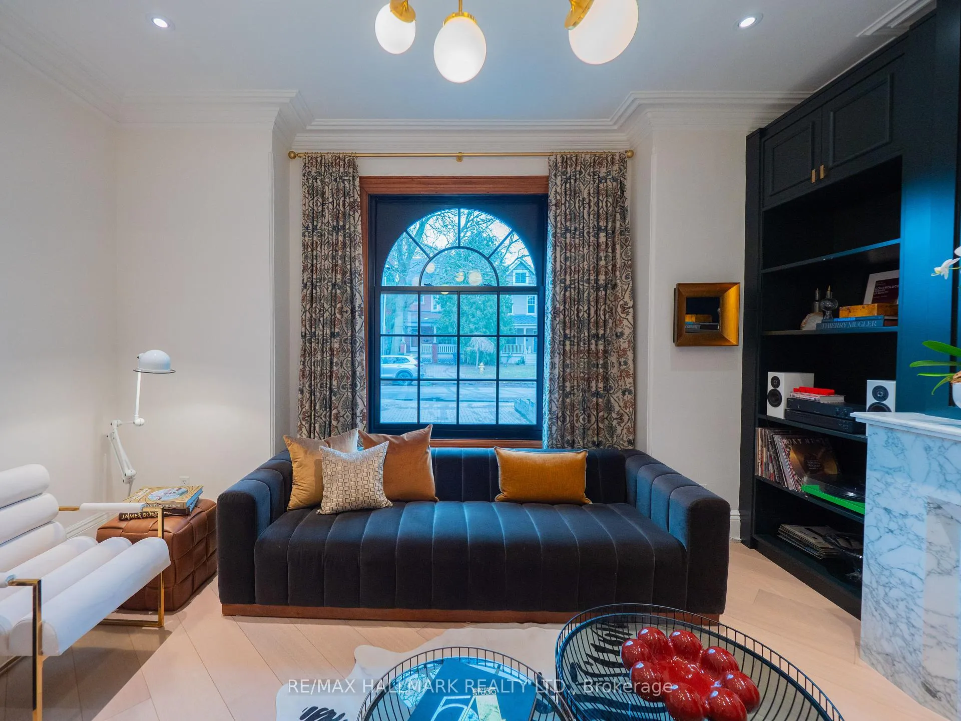 Photo 5 of 21 Simpson Avenue, Toronto, North Riverdale — HOMEH