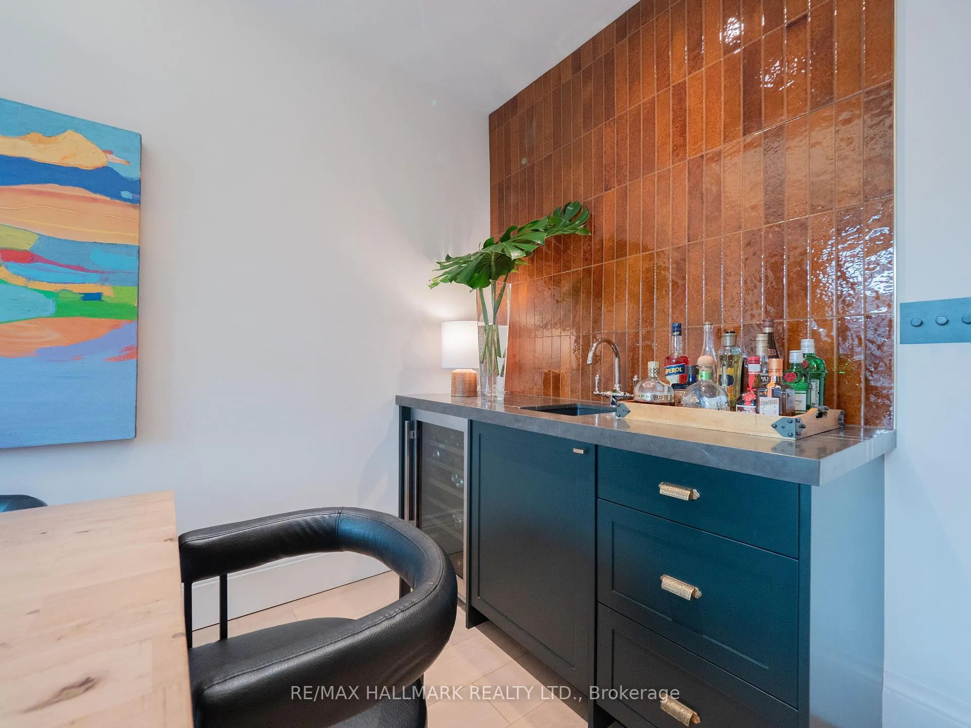 Photo 11 of 21 Simpson Avenue, Toronto, North Riverdale — HOMEH