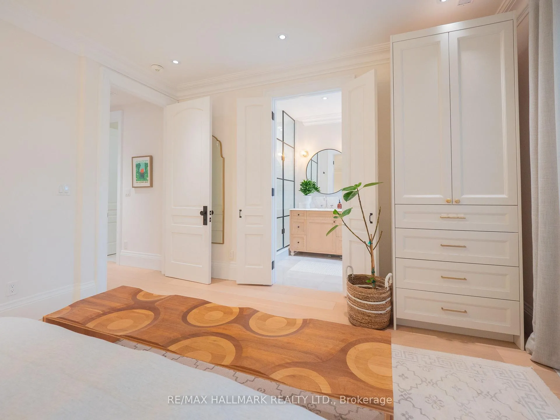 Photo 24 of 21 Simpson Avenue, Toronto, North Riverdale — HOMEH
