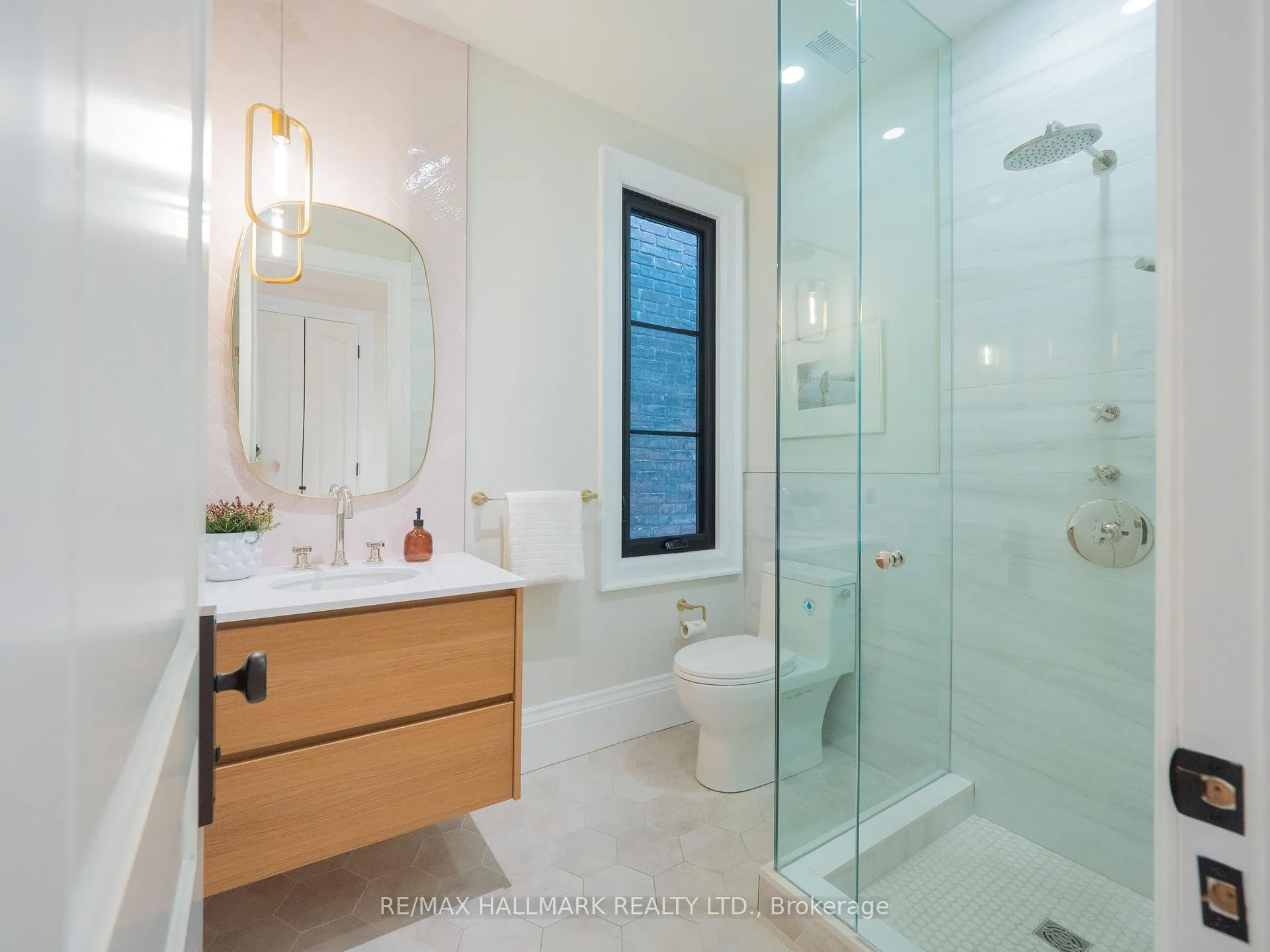 Photo 29 of 21 Simpson Avenue, Toronto, North Riverdale — HOMEH