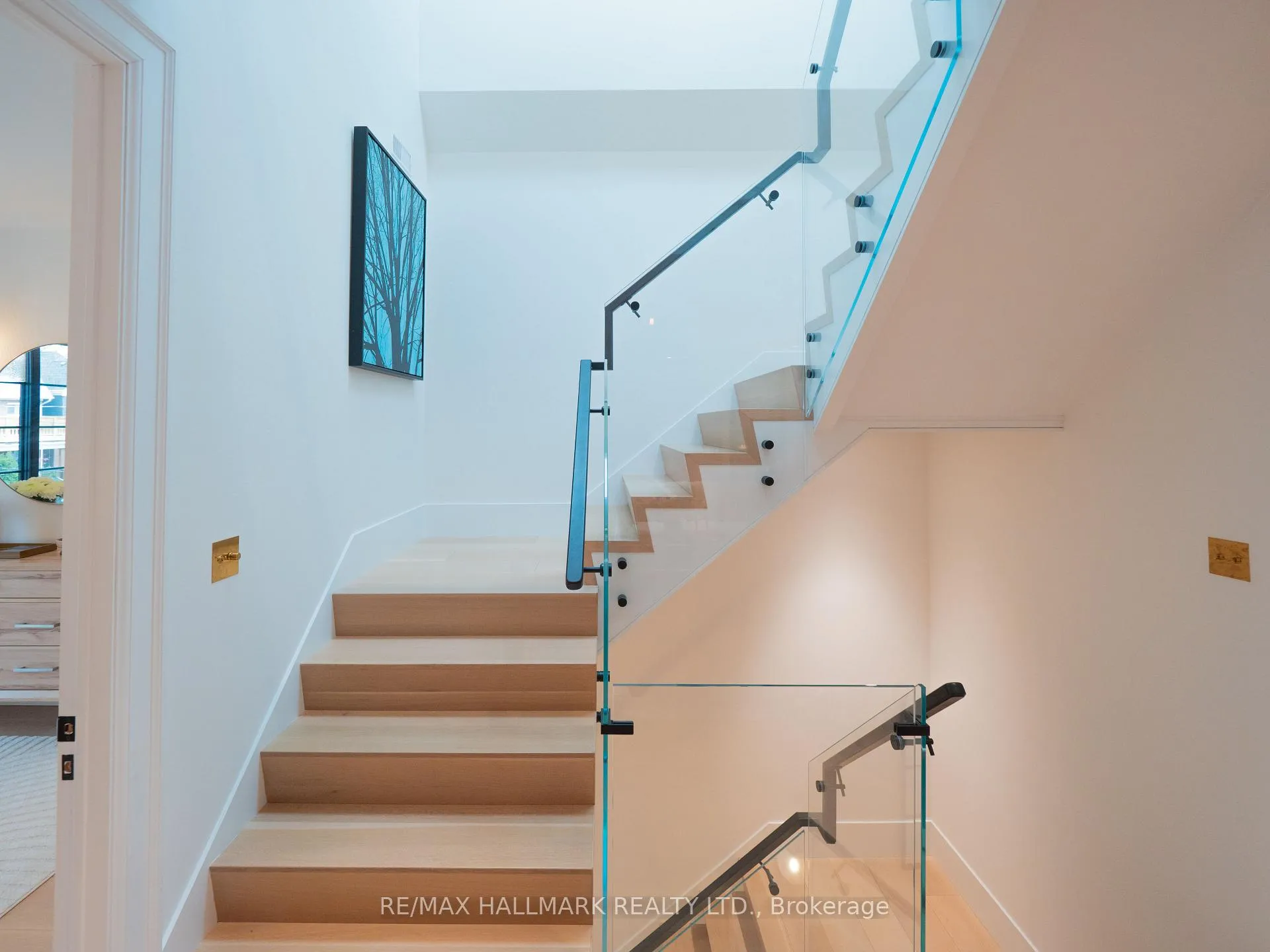 Photo 31 of 21 Simpson Avenue, Toronto, North Riverdale — HOMEH