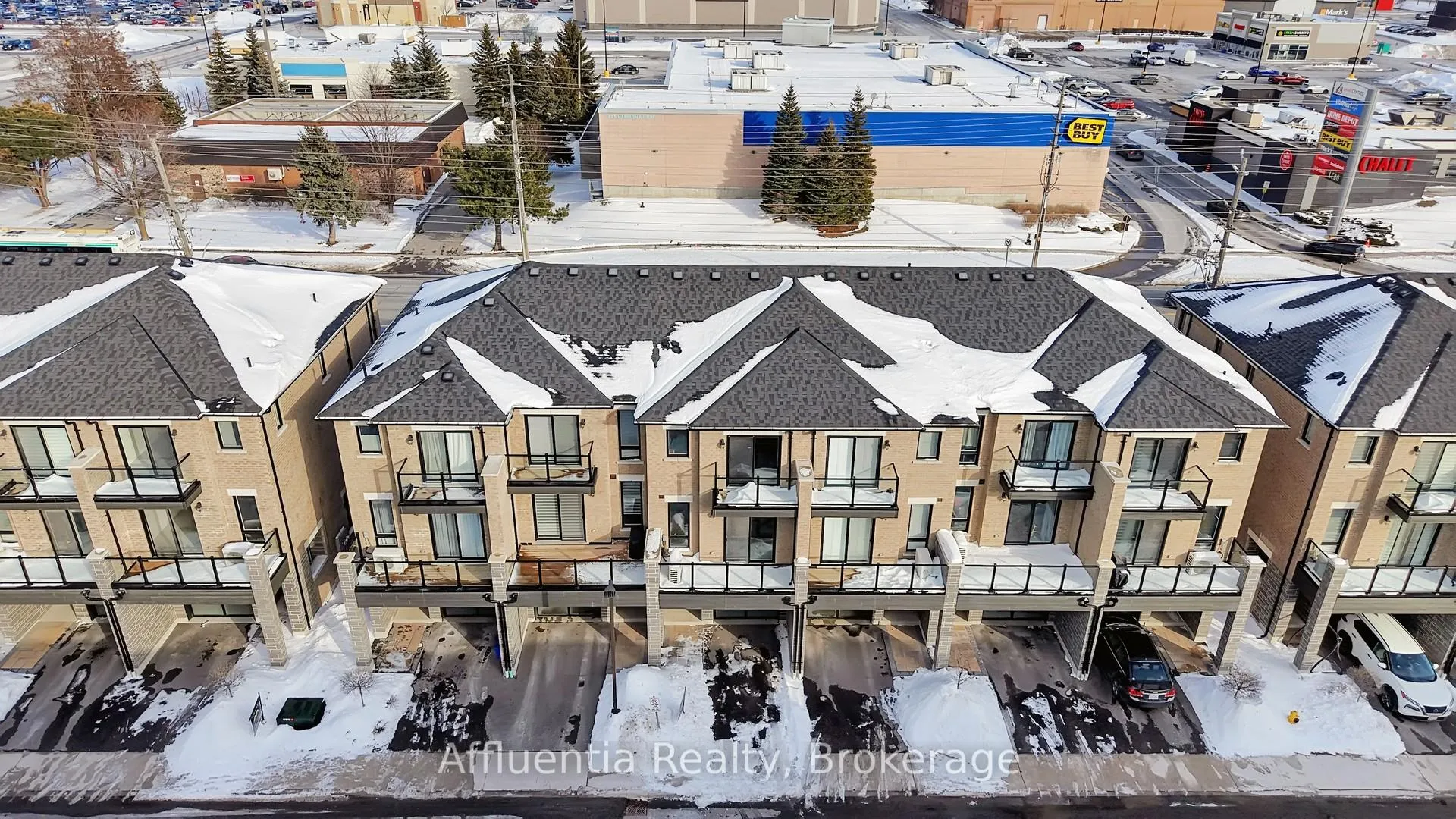 Photo 4 of 1425 Coral Springs Path, Oshawa, Taunton — HOMEH