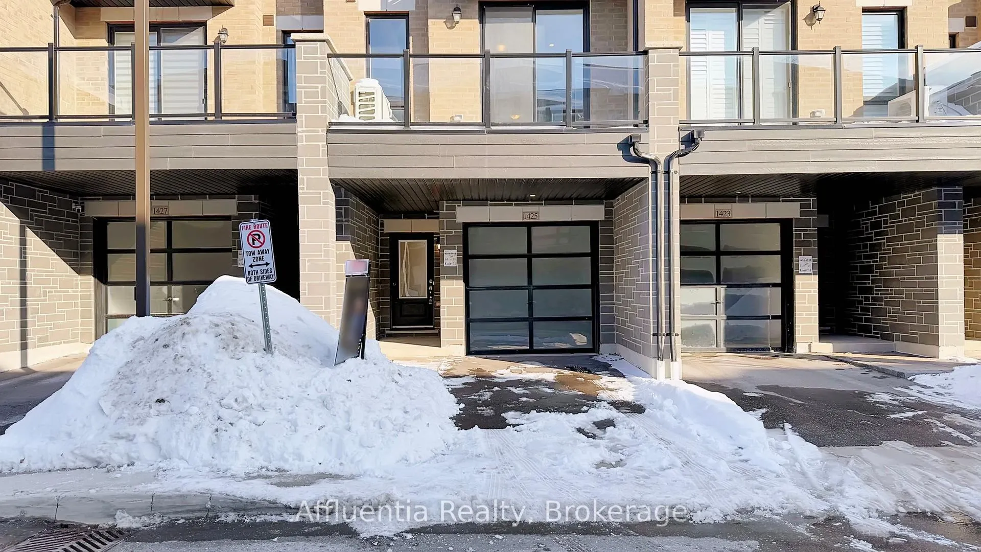 Photo 6 of 1425 Coral Springs Path, Oshawa, Taunton — HOMEH