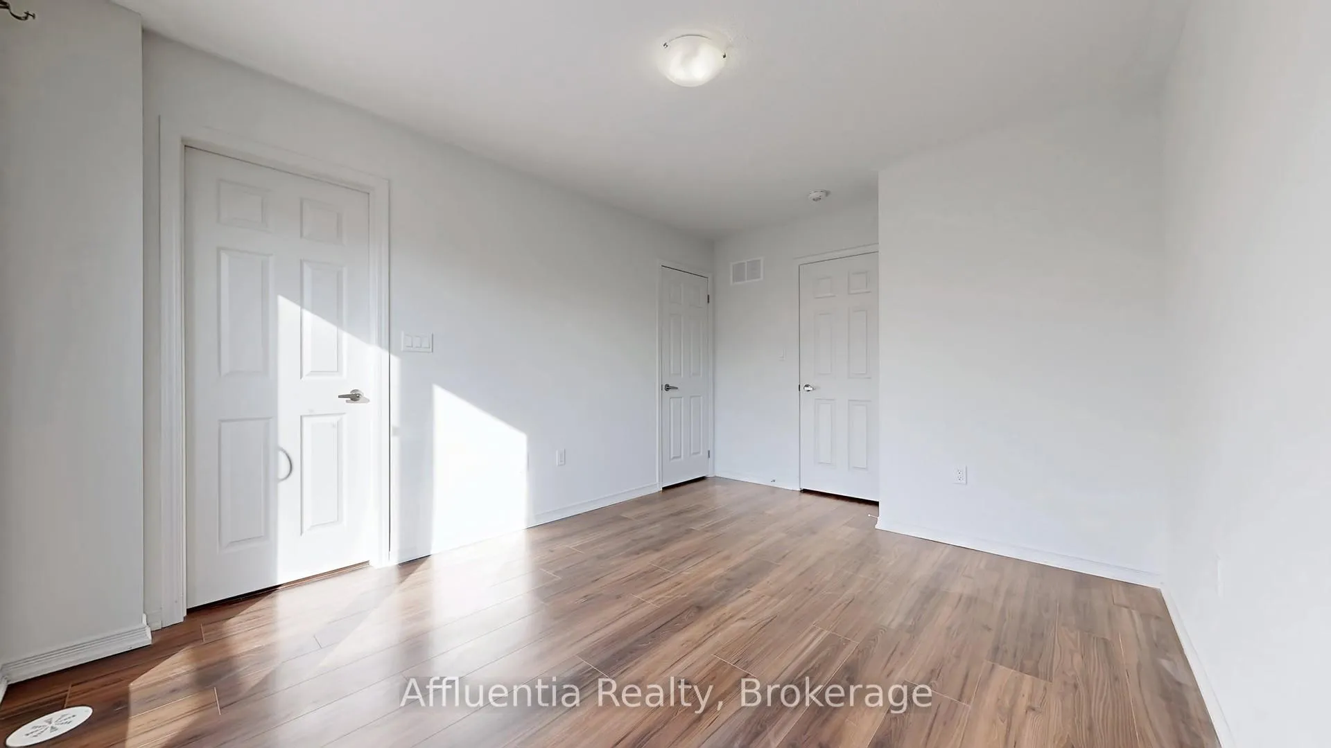 Photo 8 of 1425 Coral Springs Path, Oshawa, Taunton — HOMEH