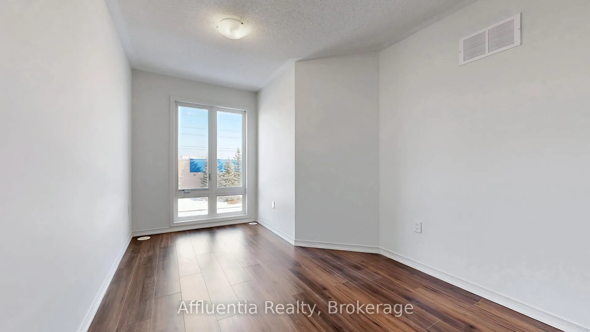 Photo 10 of 1425 Coral Springs Path, Oshawa, Taunton — HOMEH