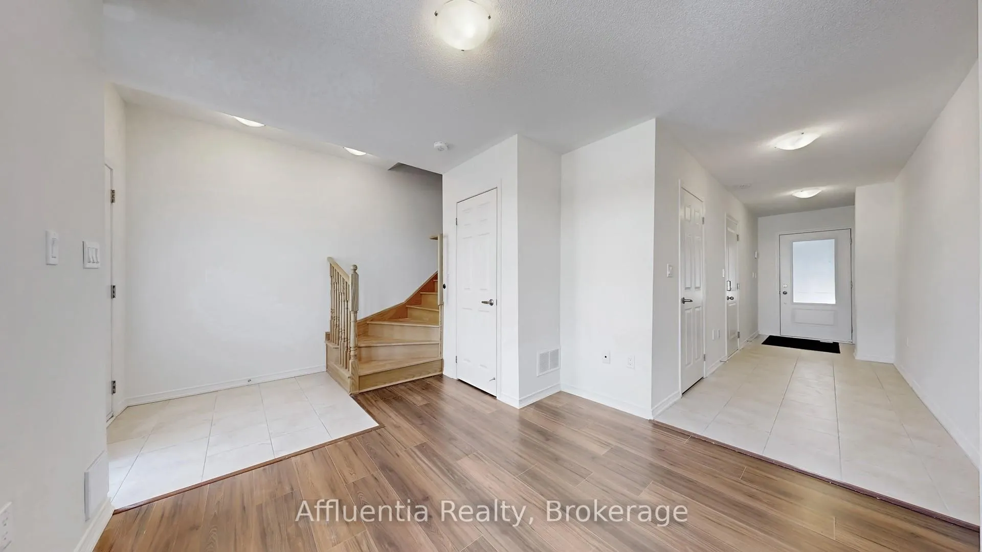 Photo 17 of 1425 Coral Springs Path, Oshawa, Taunton — HOMEH
