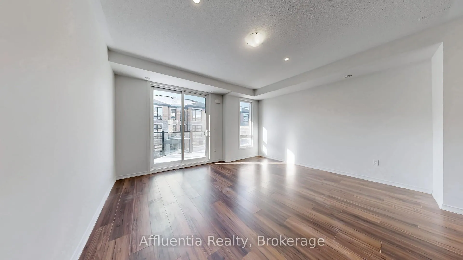 Photo 33 of 1425 Coral Springs Path, Oshawa, Taunton — HOMEH
